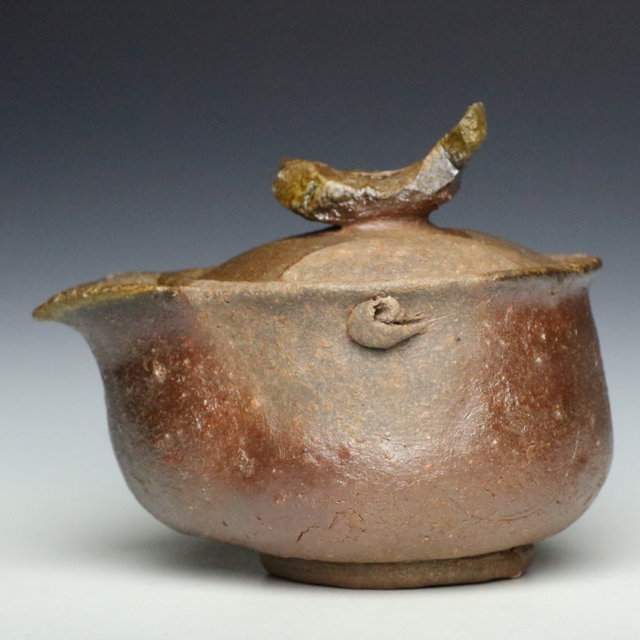 原田拾六 魚つまみ宝瓶 備前焼急須 満容量160ml 薪窯焼成 無釉焼〆