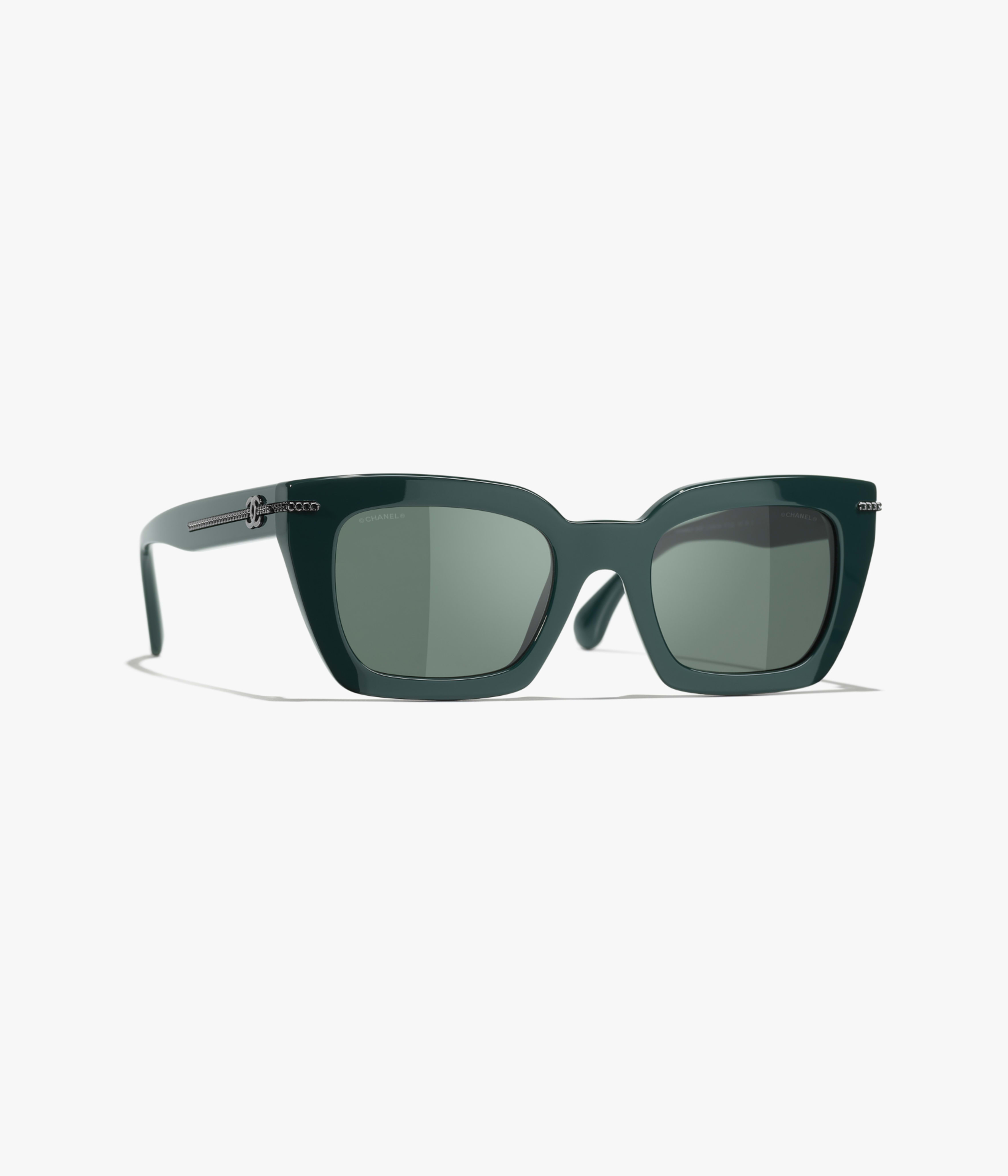 CHANEL サングラス: スクエア シェイプ サングラス, アセテート 5509
