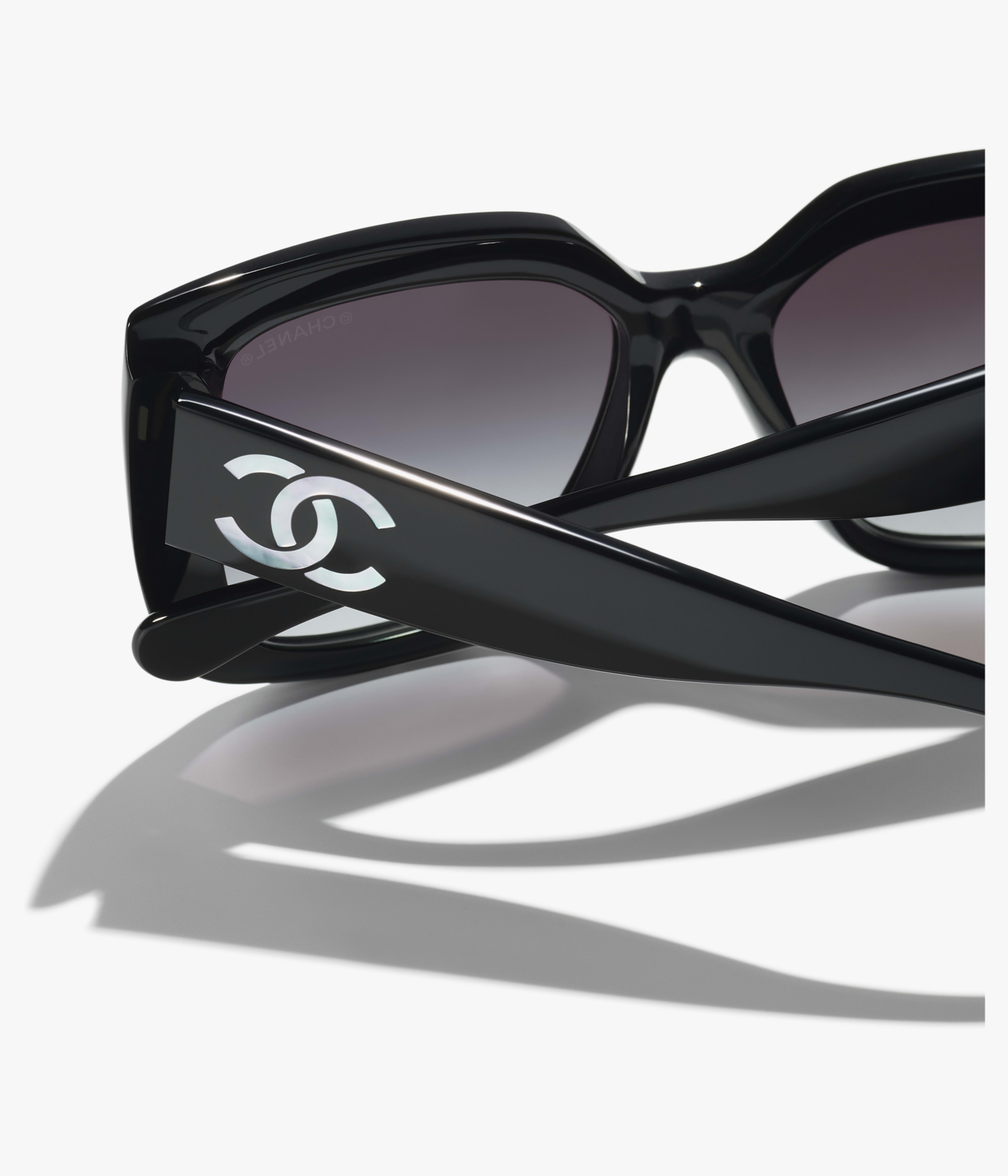 CHANEL サングラス: バタフライ シェイプ サングラス, アセテート