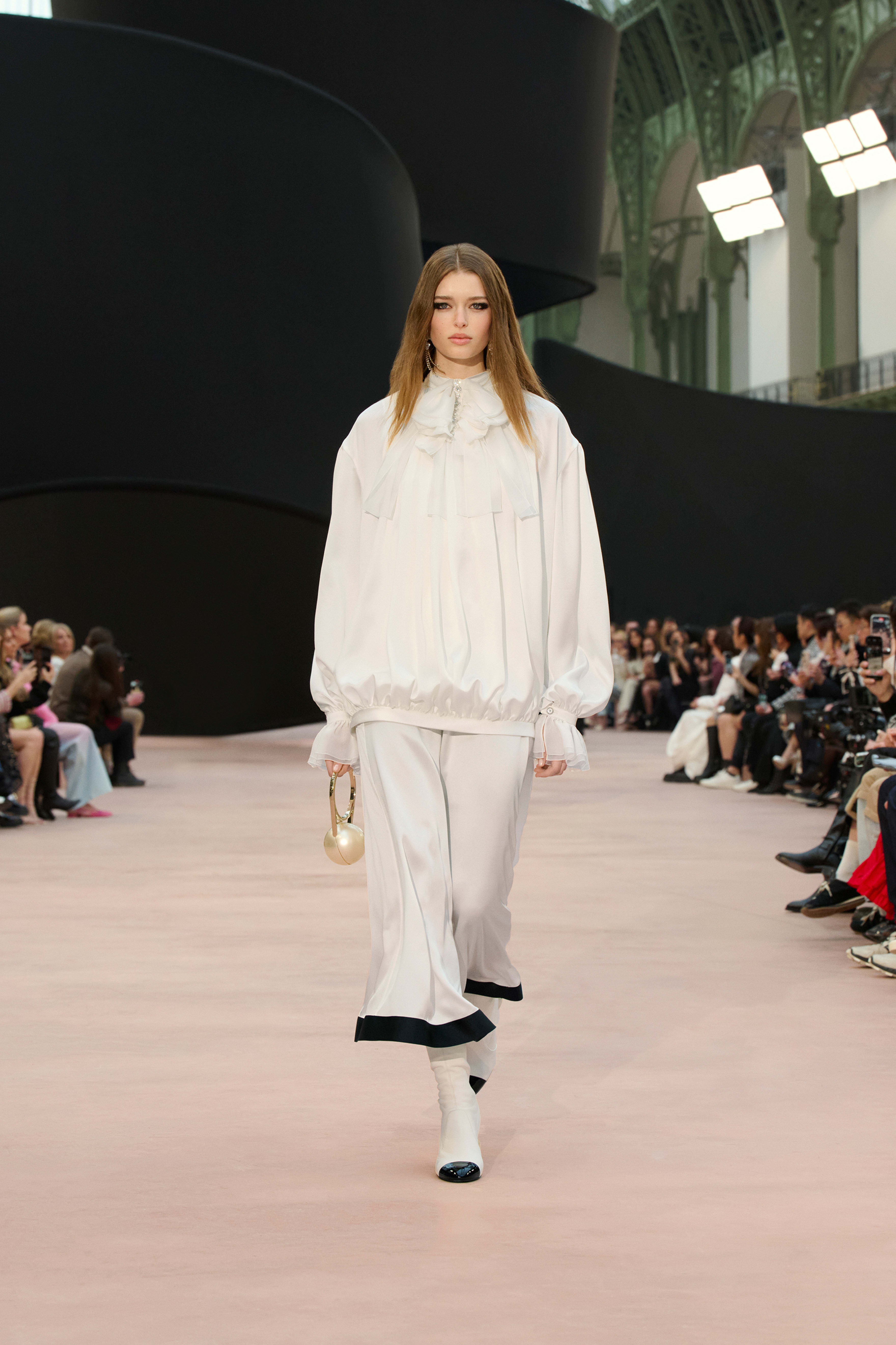 ロングスリーブ ブラウス - コスチューム パール エンブロイダリー