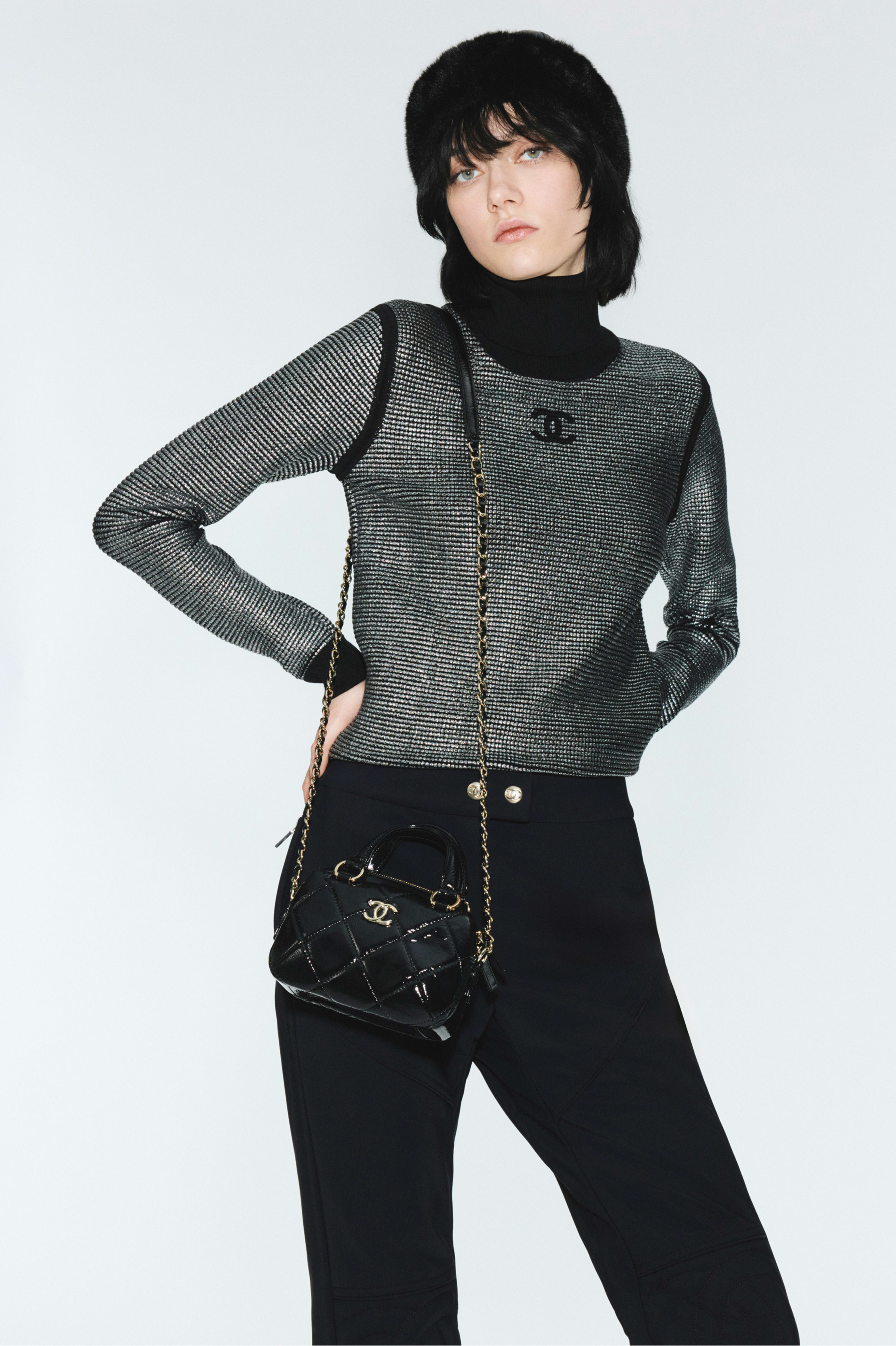 タートルネック - ウール、ブラック & シルバー — ファッション