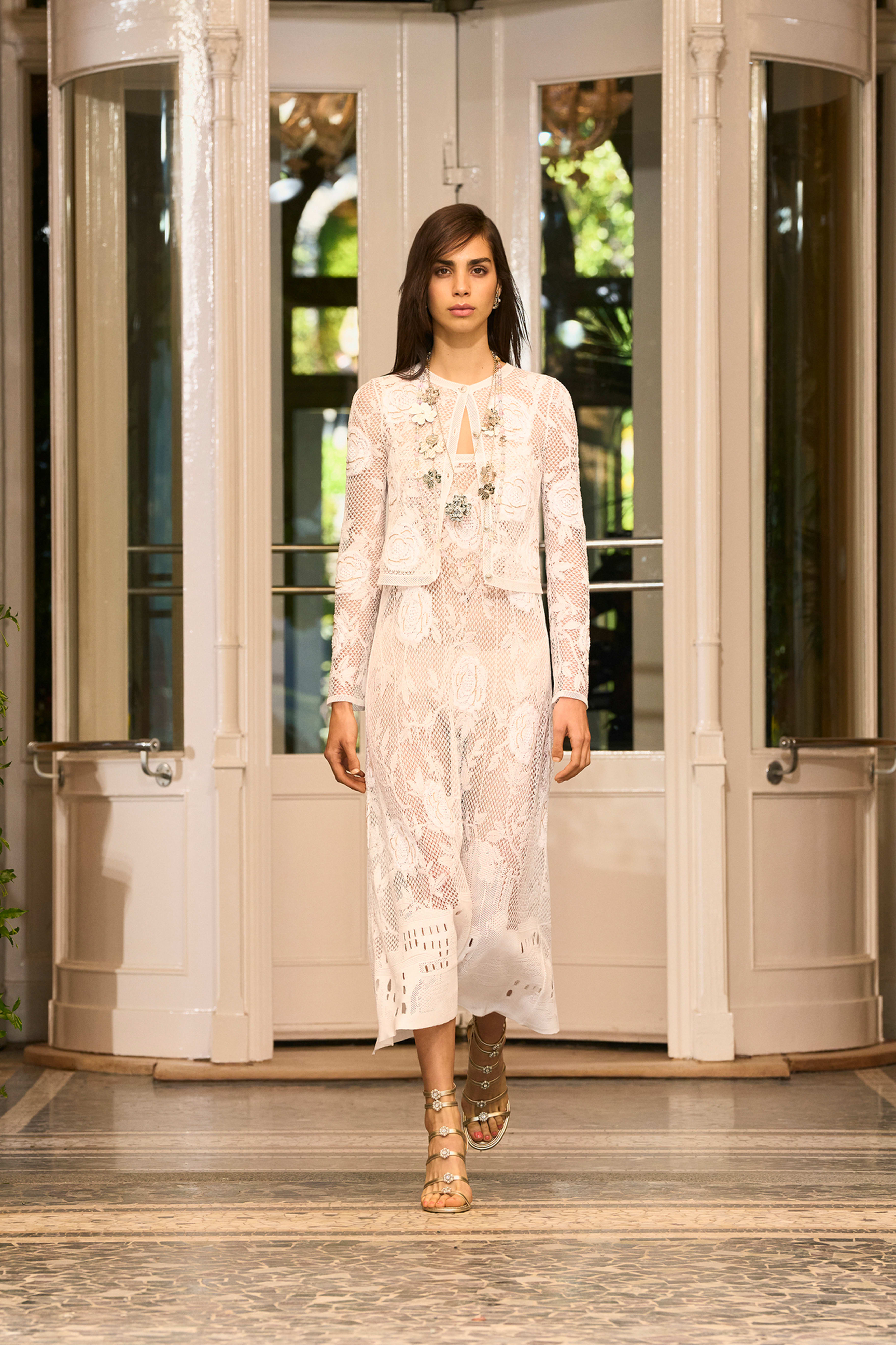 カーディガン - コットン & シルク、ホワイト — ファッション | CHANEL