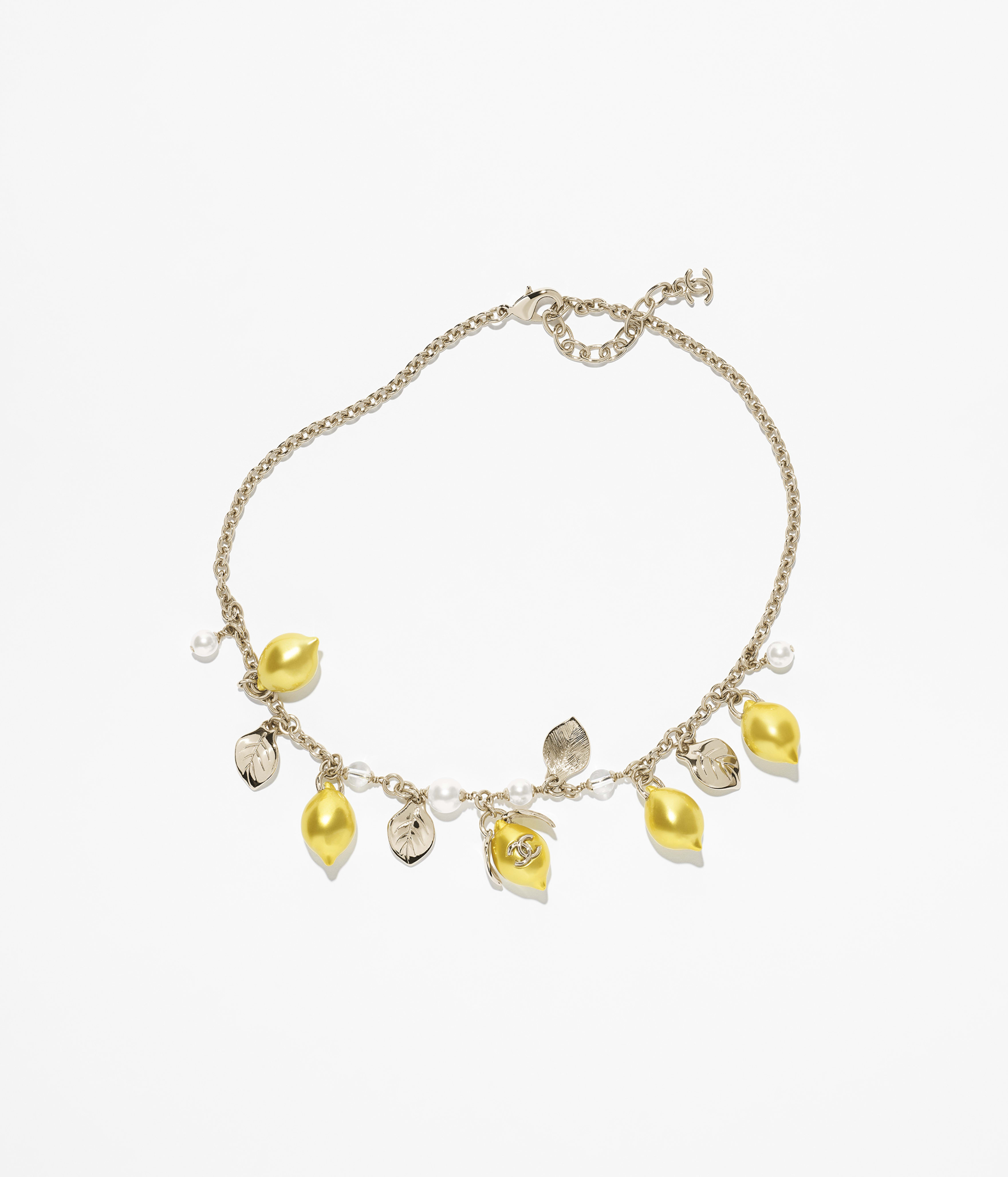 カメリア モチーフ ブローチ - シルク ポンジー、ライトイエロー