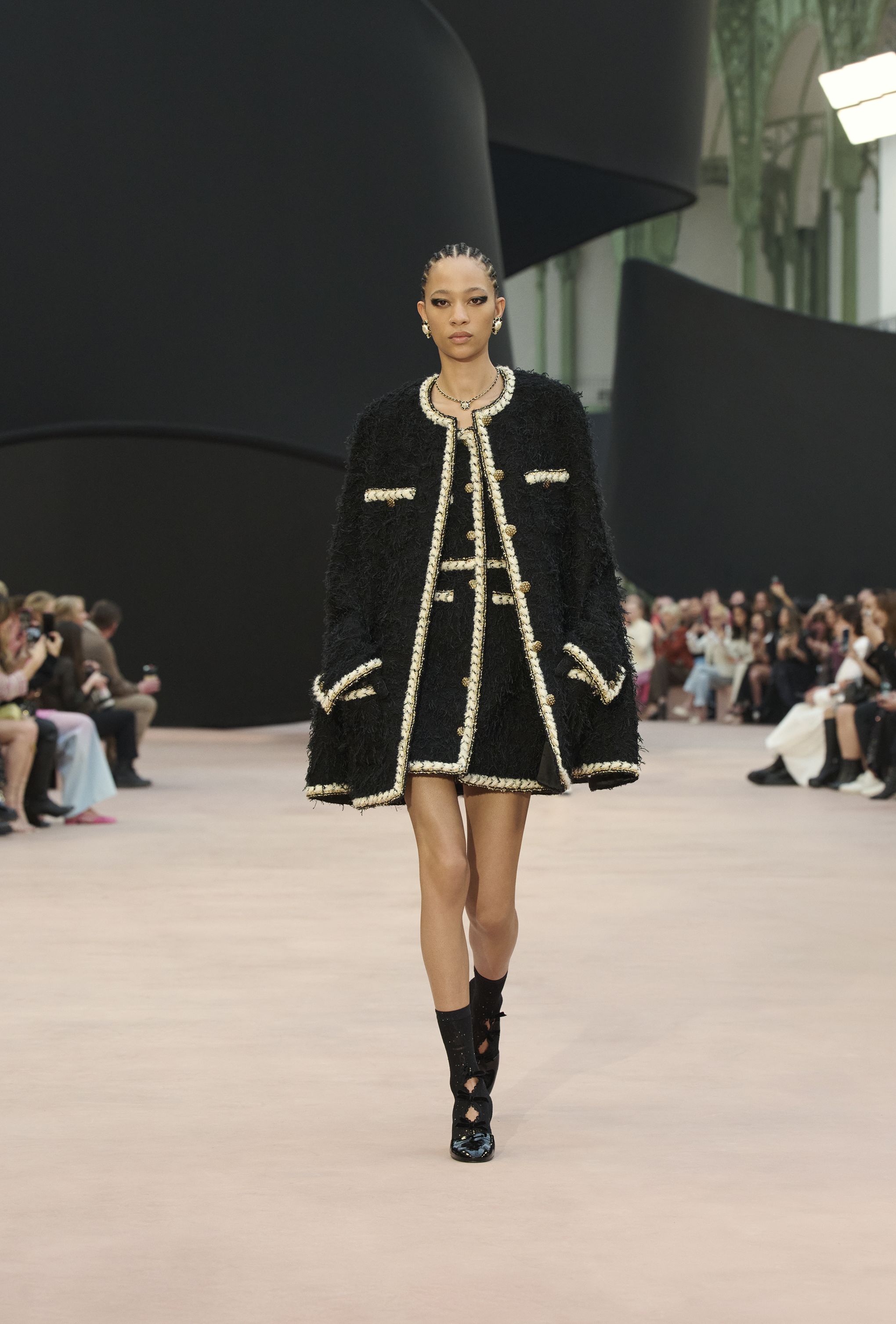 ショート ドレス - ウール ツイード、ブラック & エクリュ