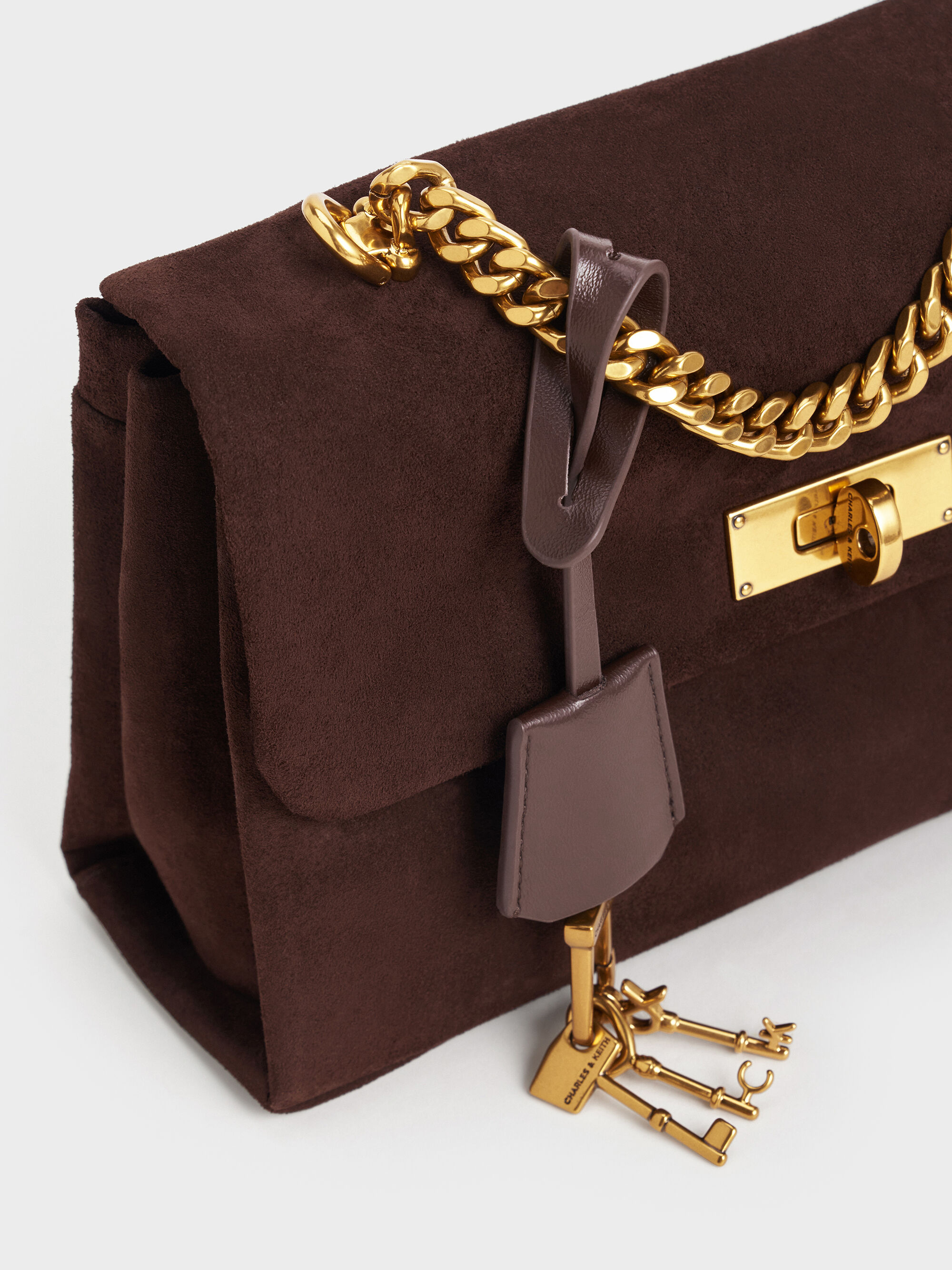 Kerry ケリー チェーンハンドルクロスボディバッグ - エスプレッソ