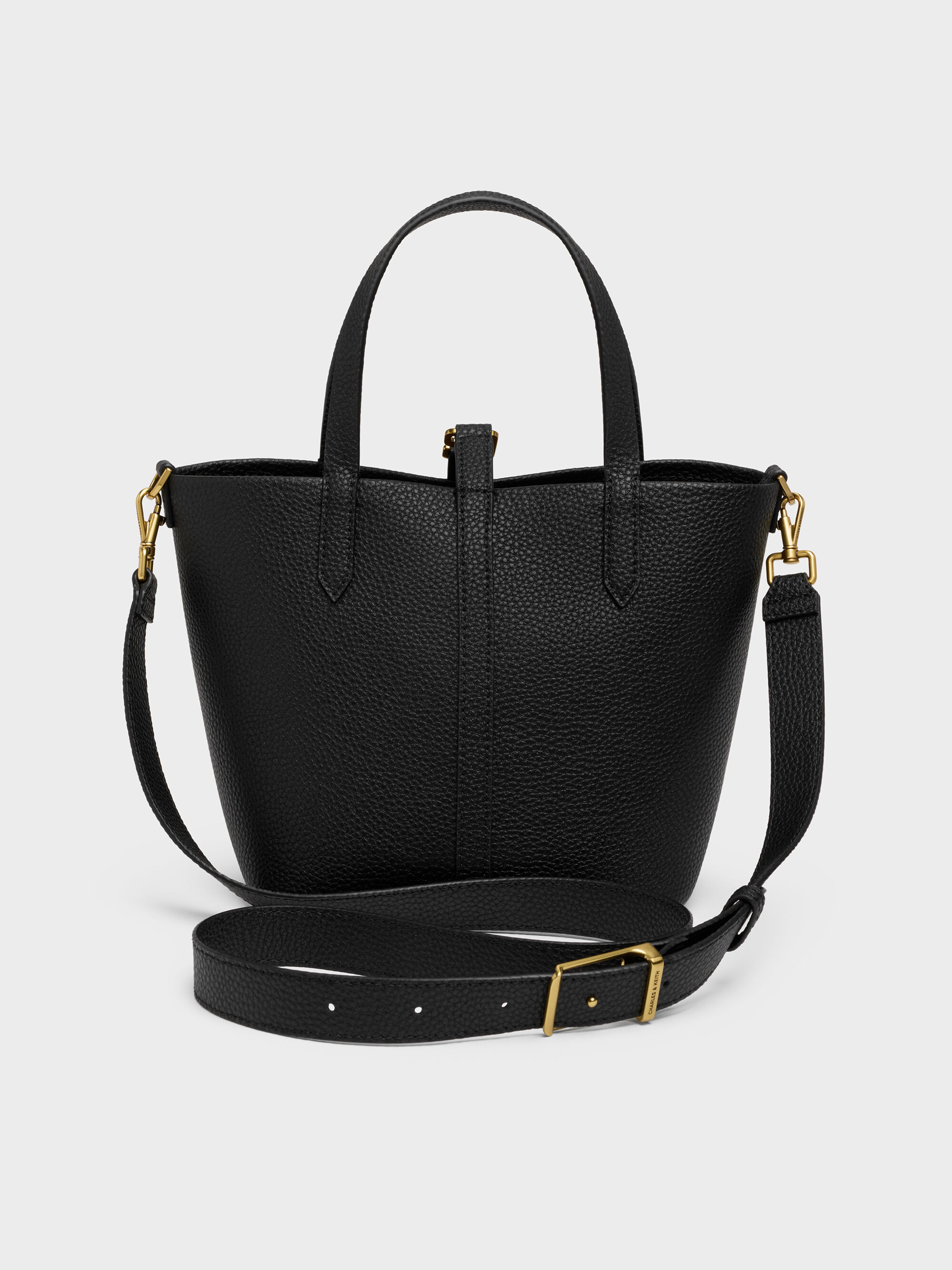 Beryl ベリル リサイクルレザーバケツバッグ - ブラック | CHARLES