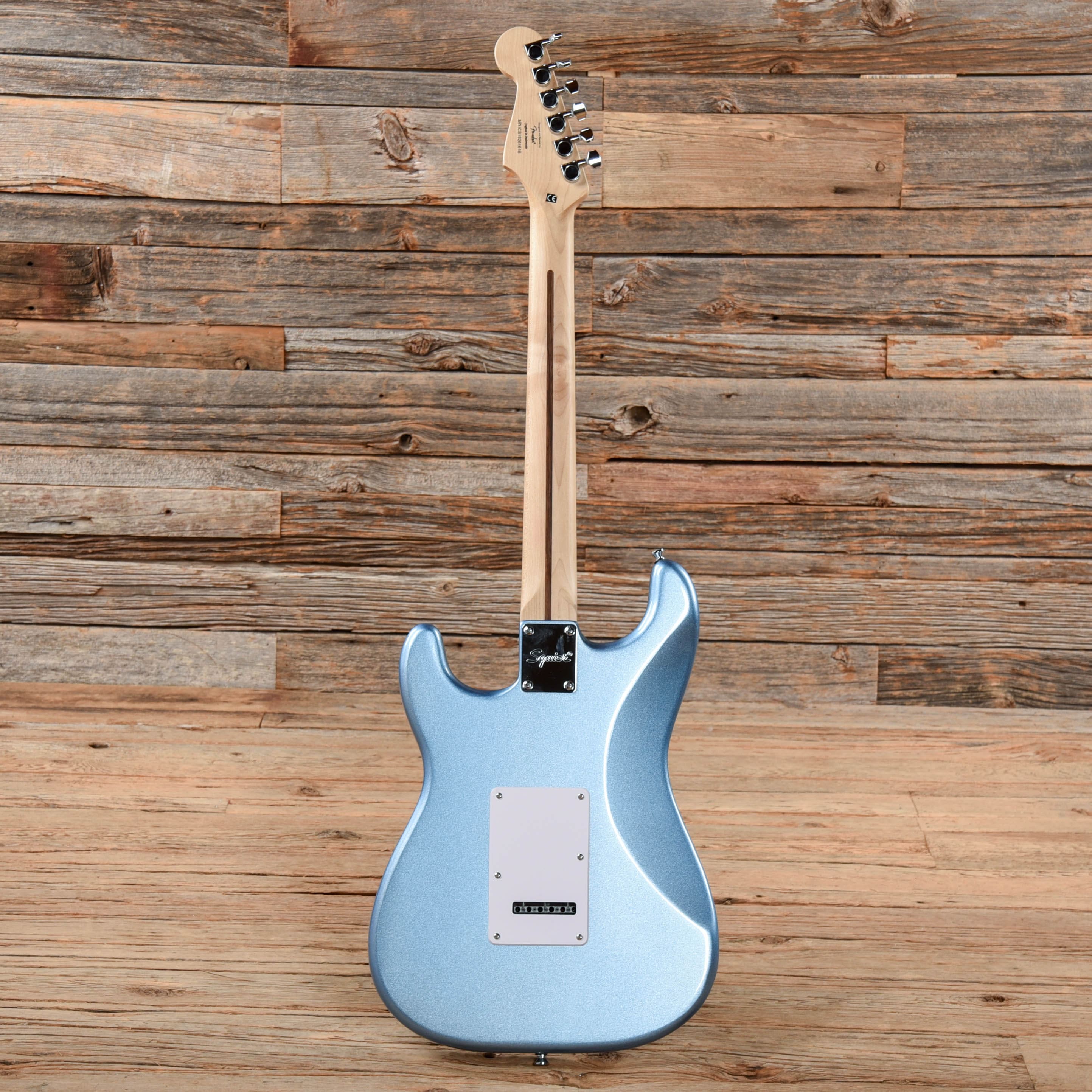 Squier Bullet Stratocaster with Tremolo Lake Placid Blue 2019