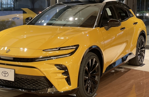 クラウンスポーツDebut！