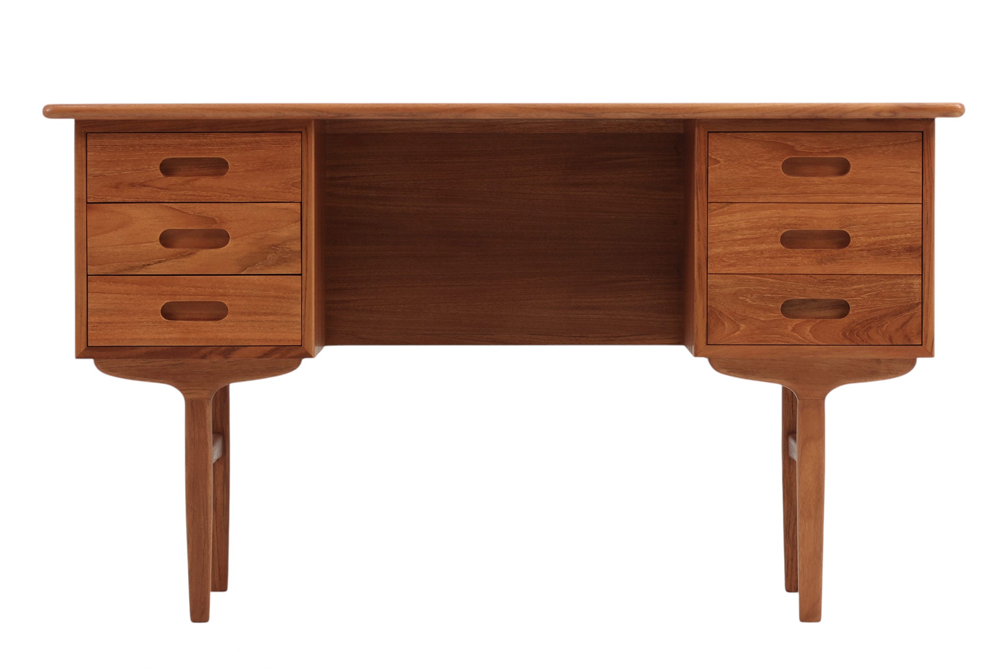 CHLOROSオリジナル家具 デスク | シンプルで機能的なデザインのデスク