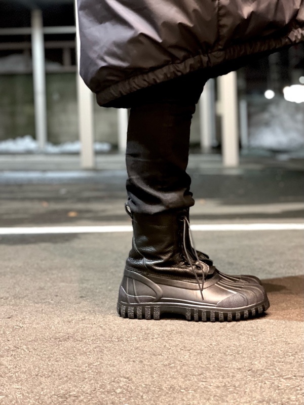 nonnative」レディースサイズの“WORKER ZIP DUCK BOOTS COW LEATHER