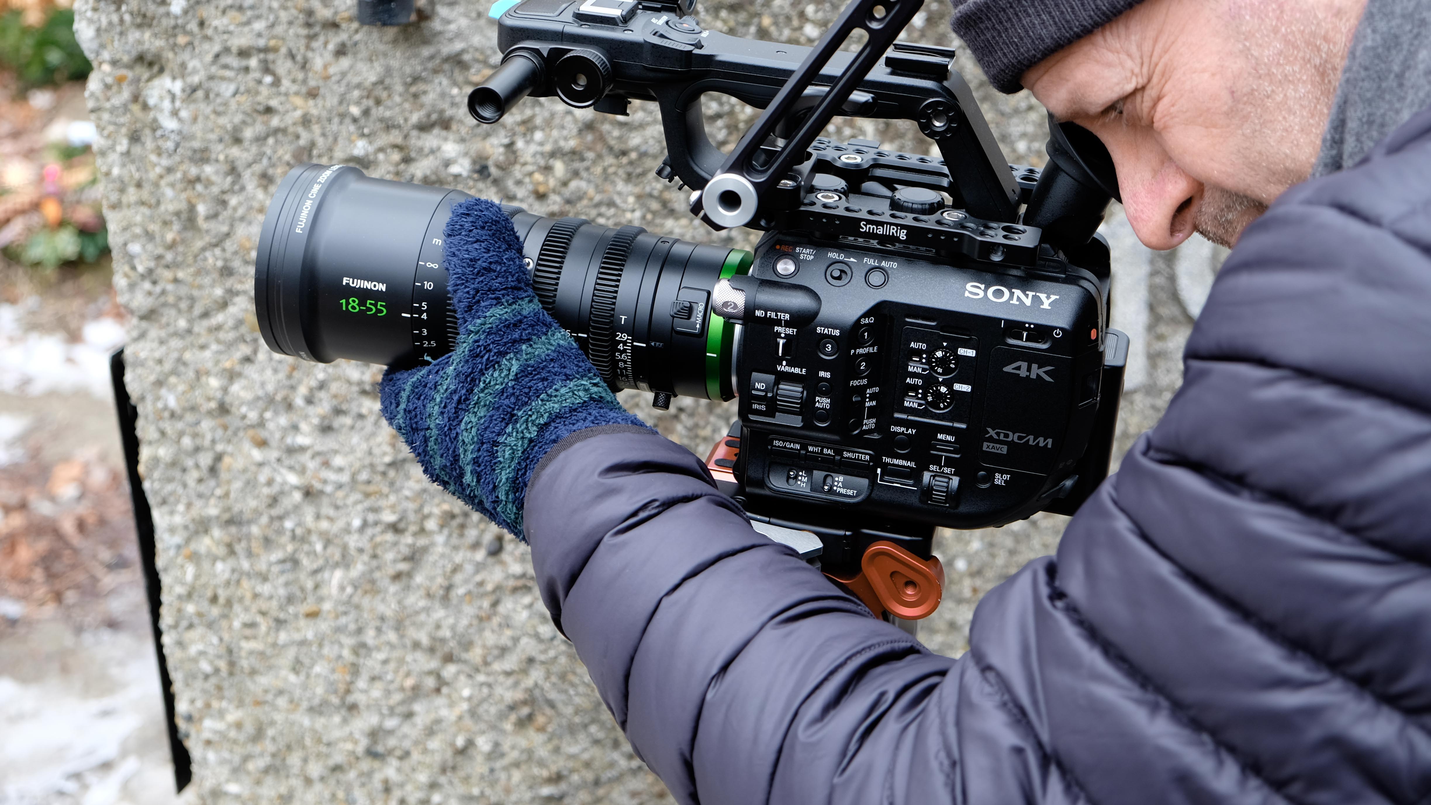 FUJINON MK18-55mm T2.9 E-Mount Cine Zoom Announced - Hands-on