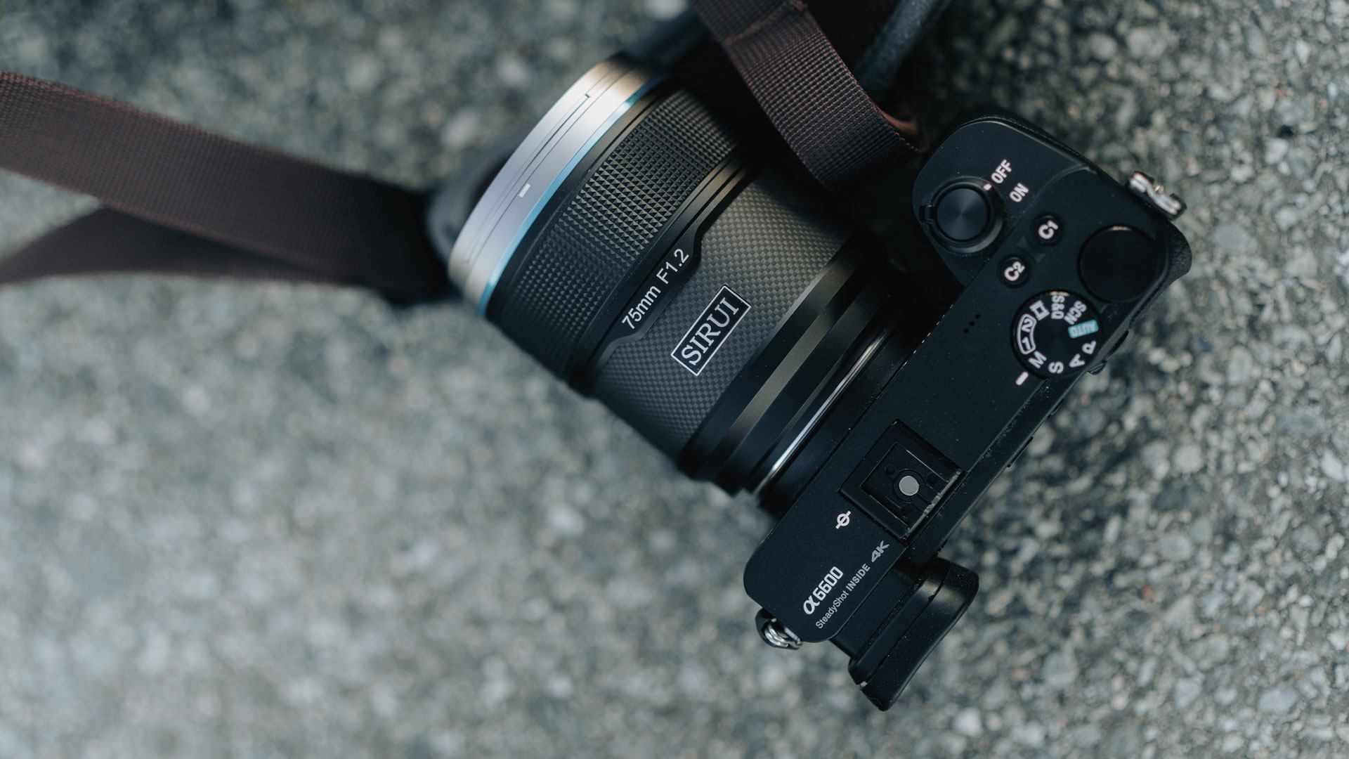 SIRUIがSniper 16mmと75mm F1.2のAPS-Cカメラ用オートフォーカスレンズ