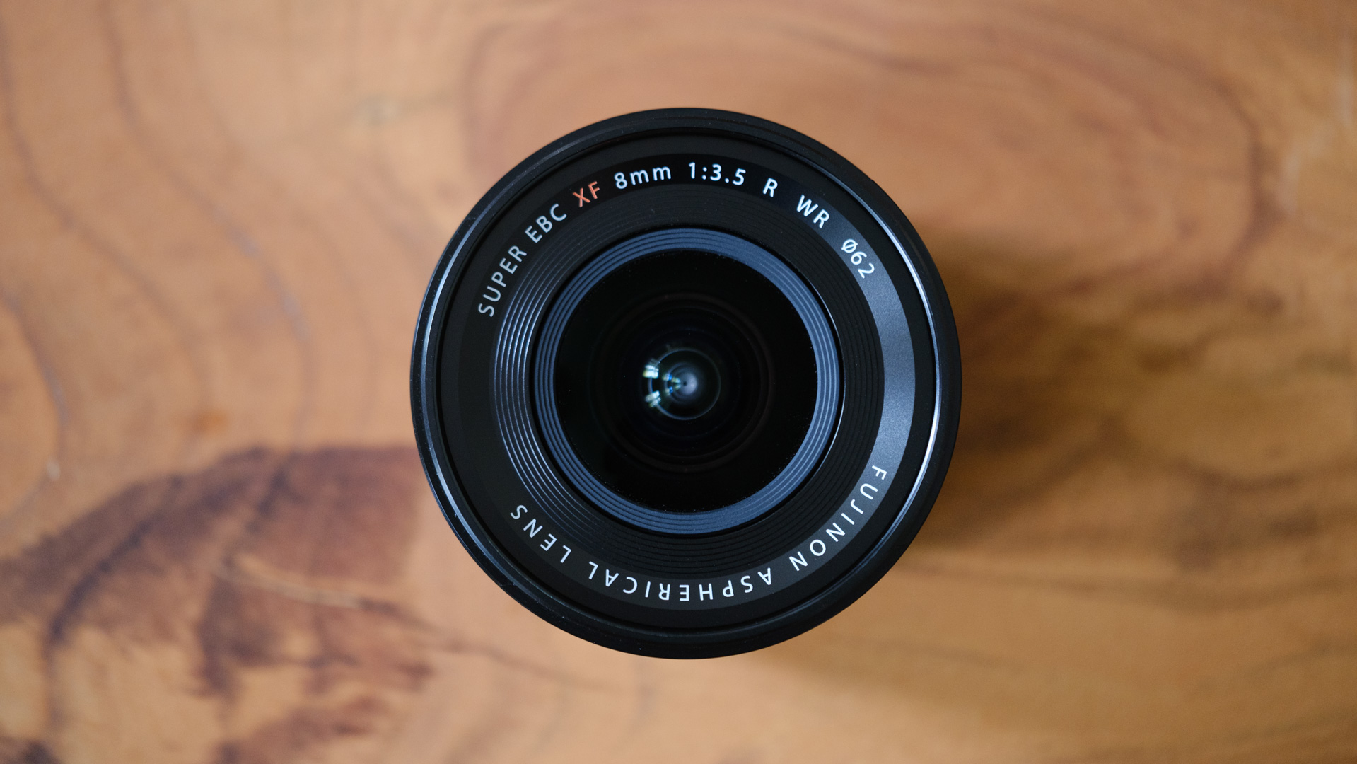 フジノンレンズ XF 8mm F3.5 R WRを発売 - ファーストインプレッション
