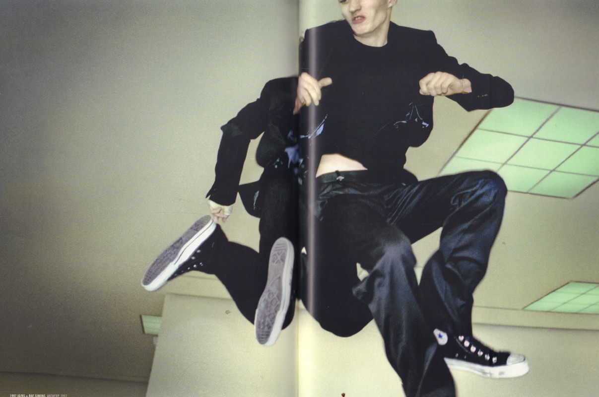 STOOPS, Ronald. Inge Grognard / Ronald Stoops. - Cult Jones