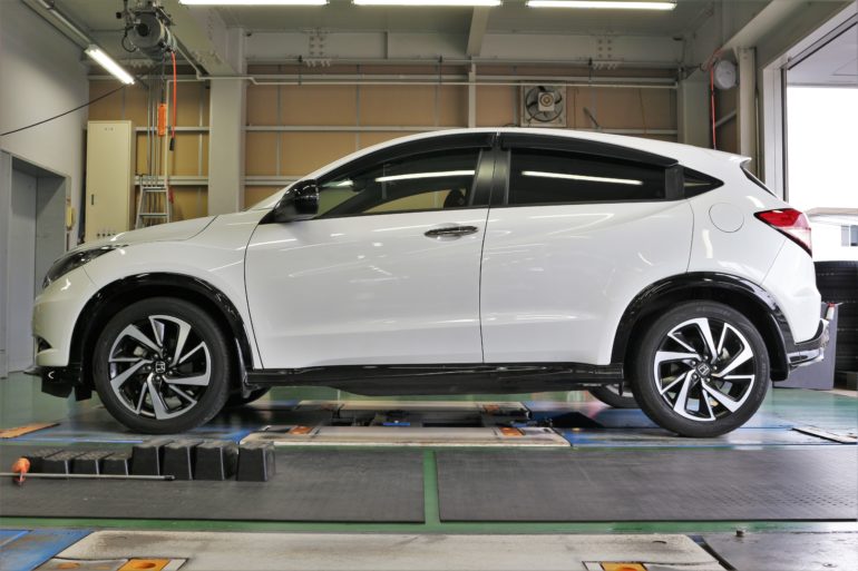 ヴェゼルにTEINのフレックスZをお取付けさせて頂きました | 多治見店