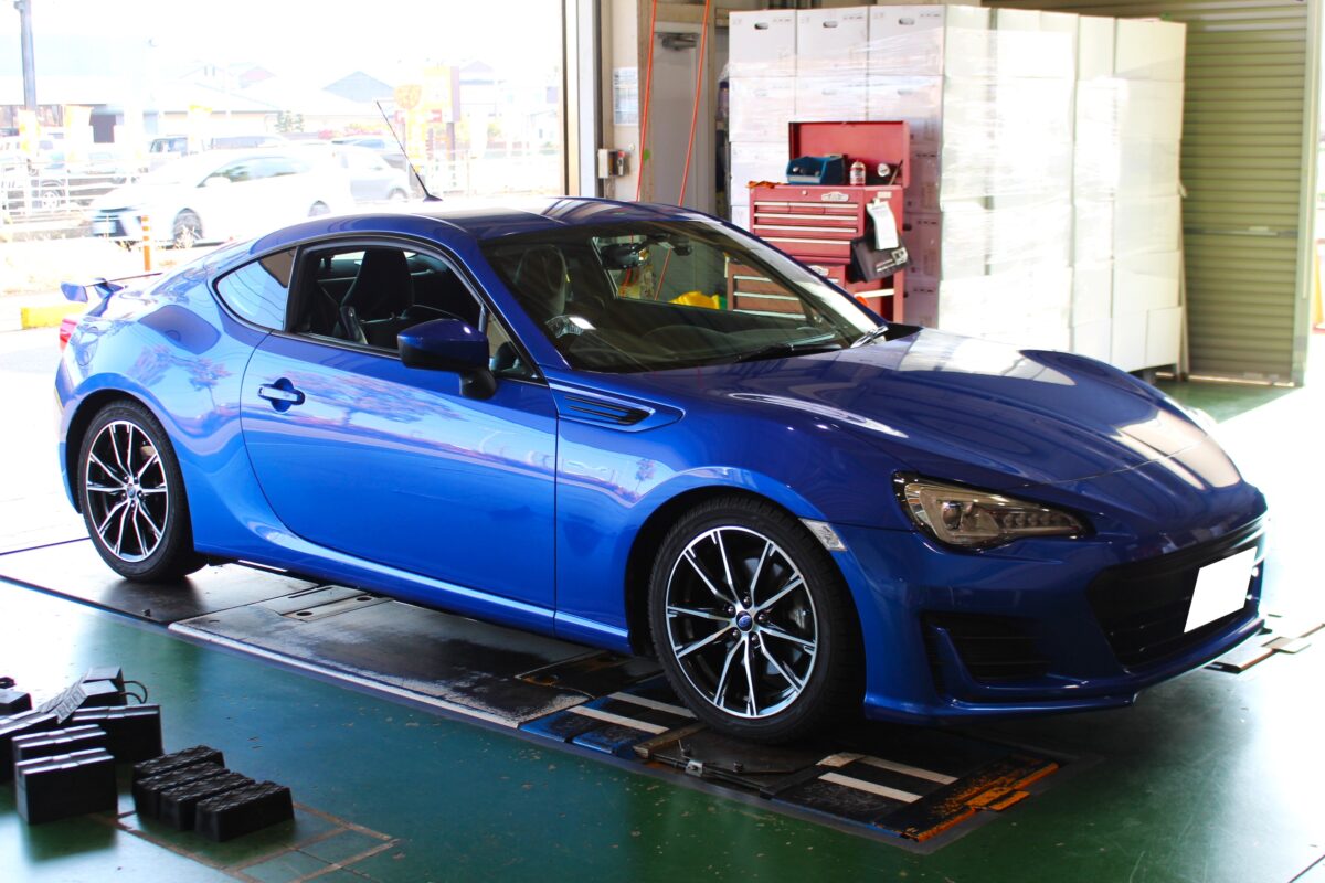 車高調から車高調へ。ZC6 BRZ にKW-カーヴェー-コイルオーバーV1を装着