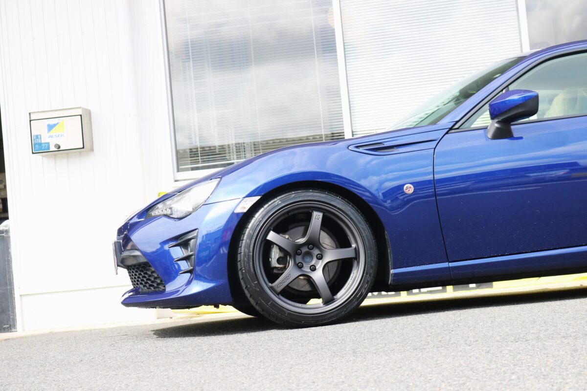 ZN6】86にグラムライツ57CR Spec-Dを装着！！Spec-Dが好まれる理由とは