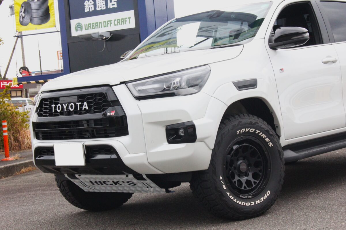 RICK'SスキッドプレートでハイラックスGRスポーツを堅牢にする