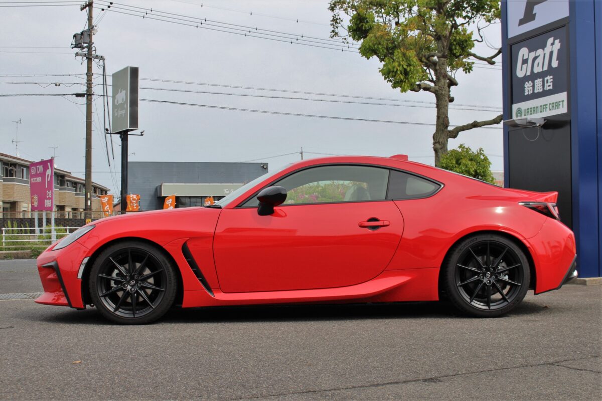 ZN8 GR86 をBLITZ車高調で低めにローダウン！ | 鈴鹿店 | 店舗ブログ