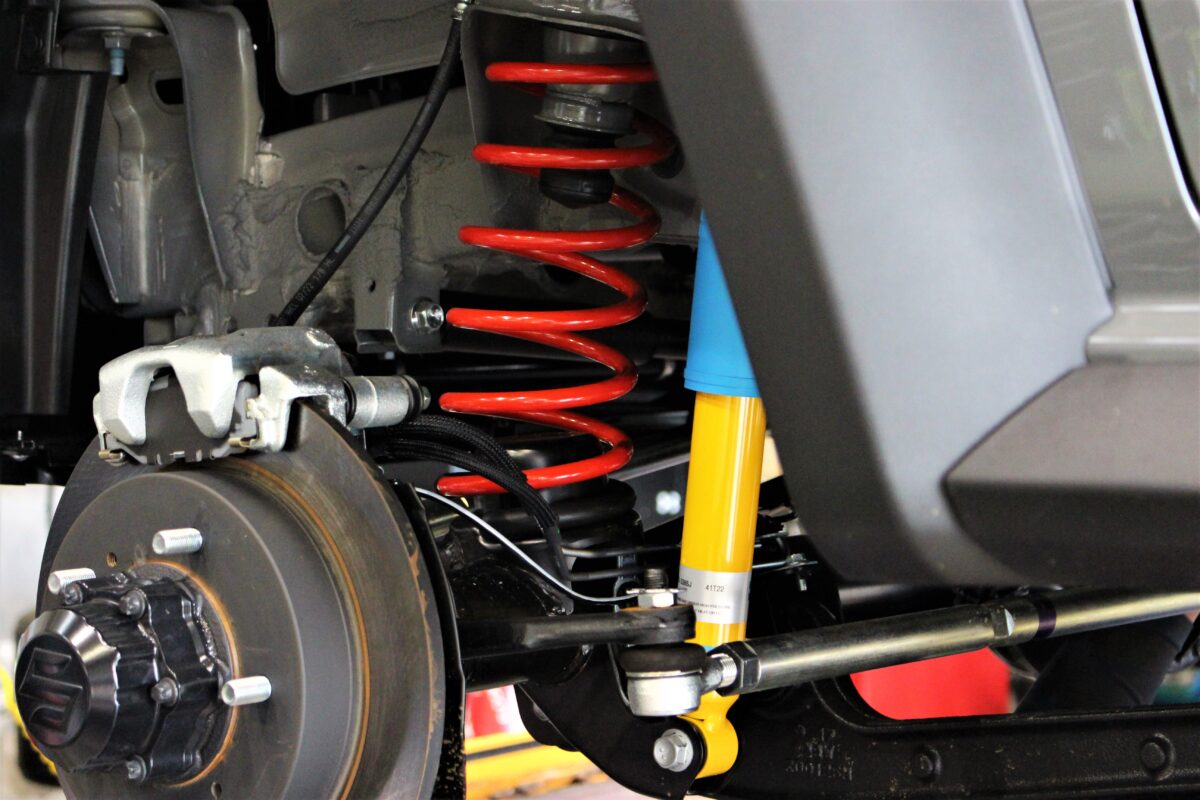 JB74 ジムニーシエラ x 津田レーシング DAMSEL ユーロサスペンション