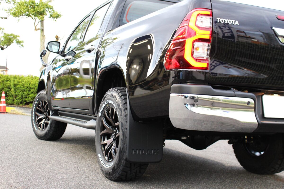 GUN125 ハイラックスにJAOS リフトアップスプリングとチームデイトナ