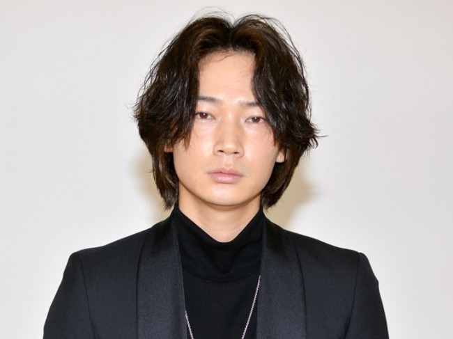 映像界に引っ張りだこな綾野剛、“常にネクストワン”な姿勢が