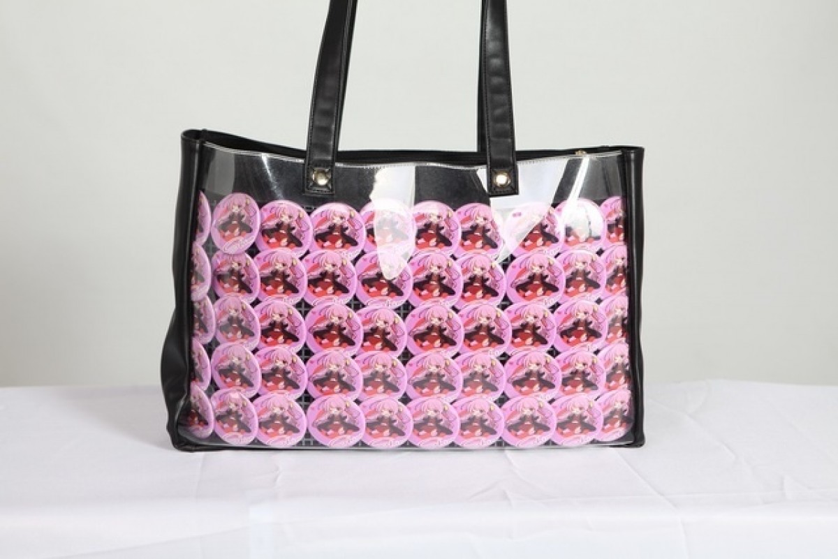 推し愛アピールMAX！ 最大60個の缶バッジを装備できる、大容量な痛