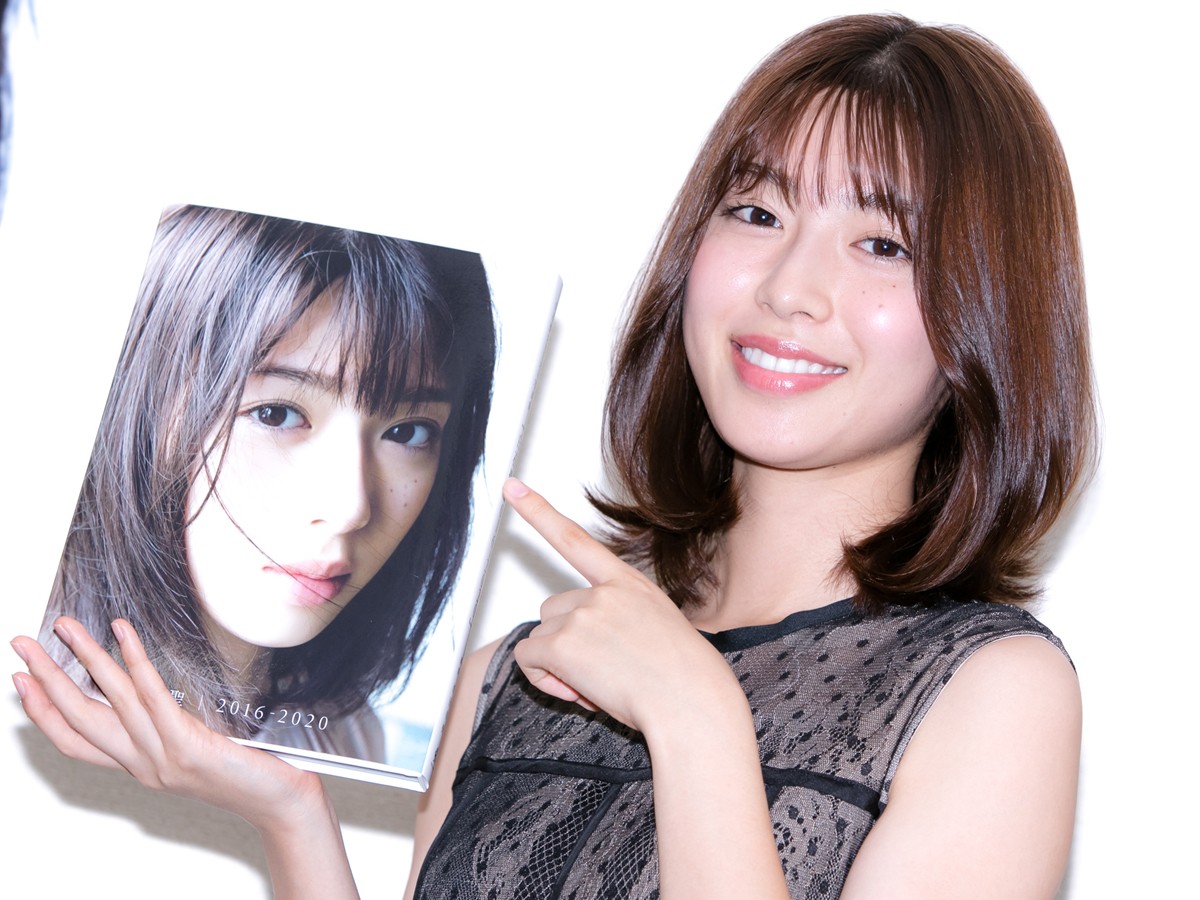 白石聖、4年間を収めたファースト写真集に「顔つきが一目瞭然で変わっ