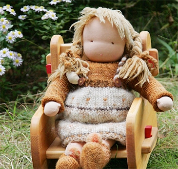 ウォルドルフ人形C体キット（一部縫製済）NEW: 木のおもちゃ｜クレヨン