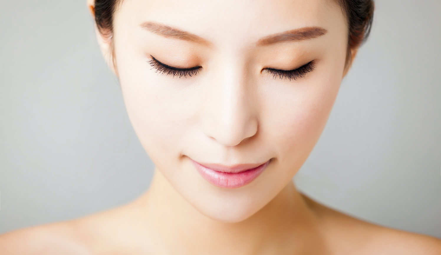 目元美顔器 アイリフト｜見た目年齢をクリエイトする「クリアージュ」