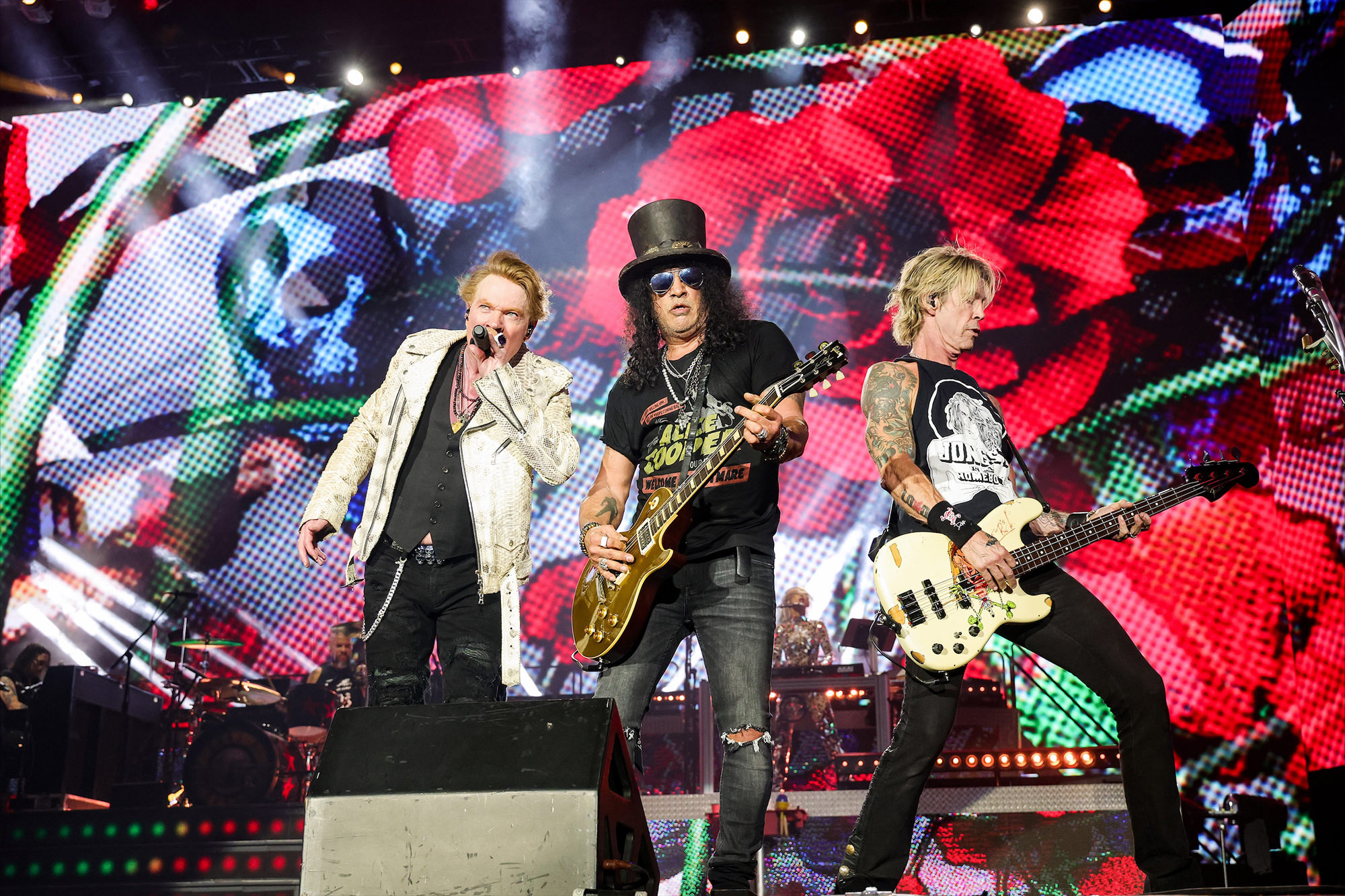 GUNS N' ROSES ガンズ・アンド・ローゼズ 来日公演公式サイト | Live