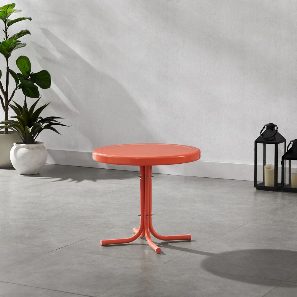 Griffith Retro Outdoor Side Table | Crosley Furniture