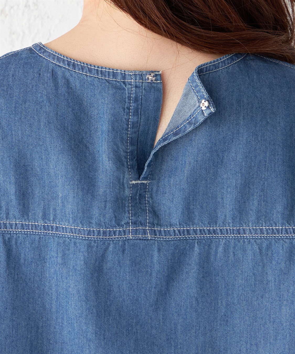 接触冷感】デニムTブラウス DECOY｜クロスプラス公式通販サイト