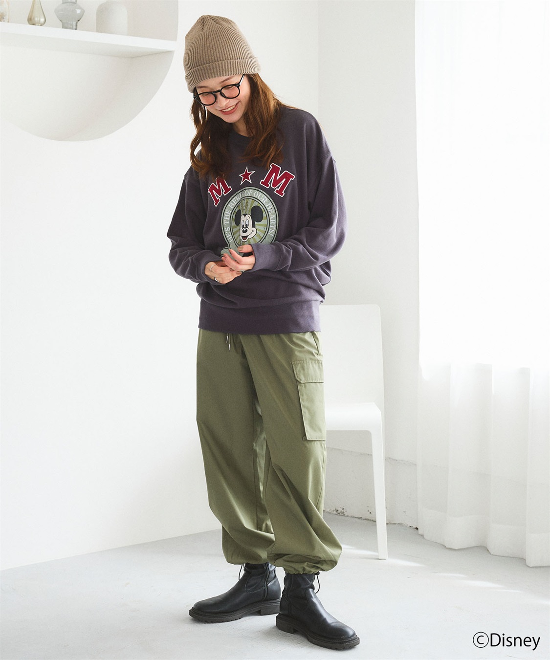 Disney/ディズニー》ミッキーマウス刺繍ワッペンデザインスウェット