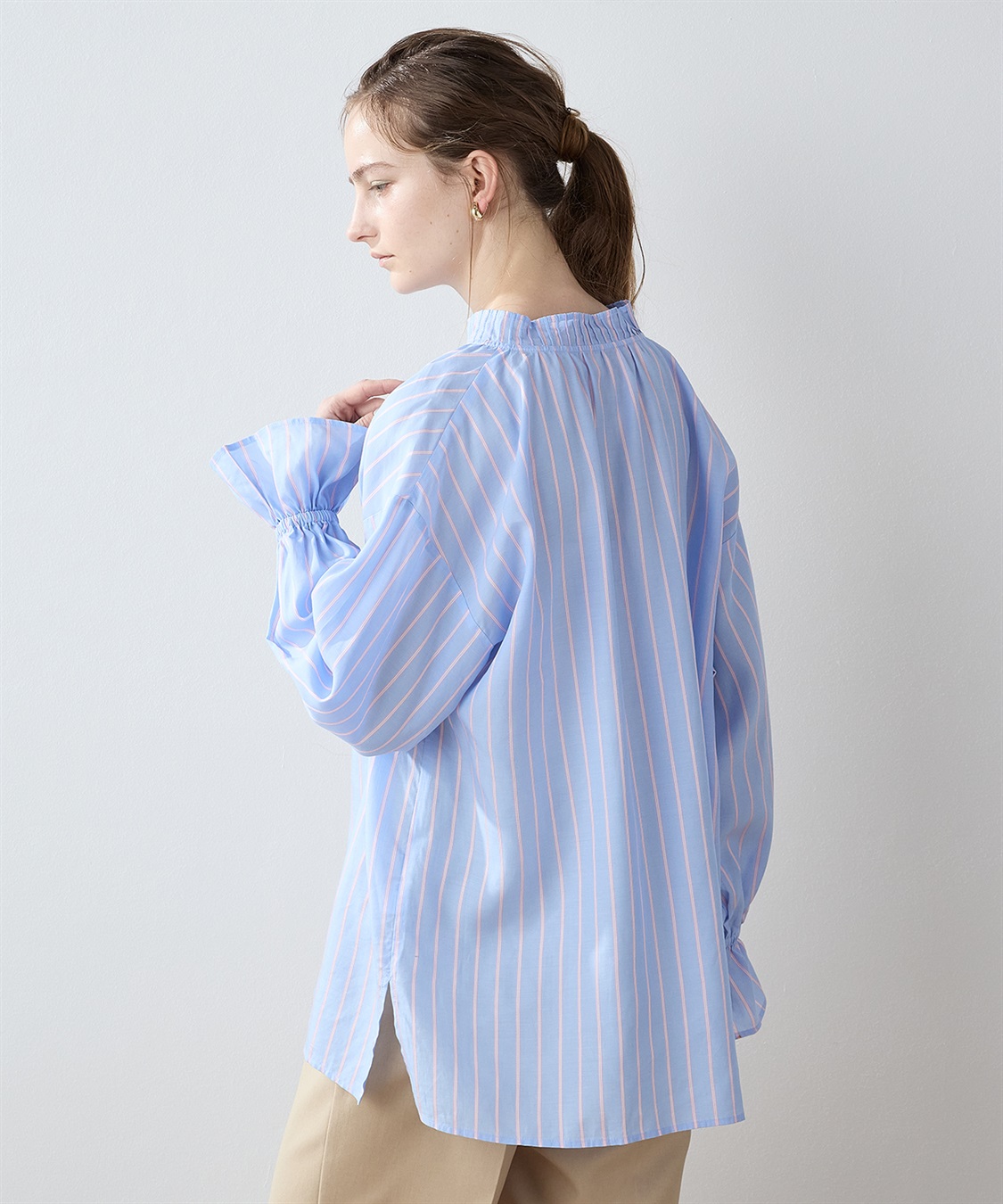 フリルカラー ブラウス LE SOUK HOLIDAY｜クロスプラス公式通販サイト