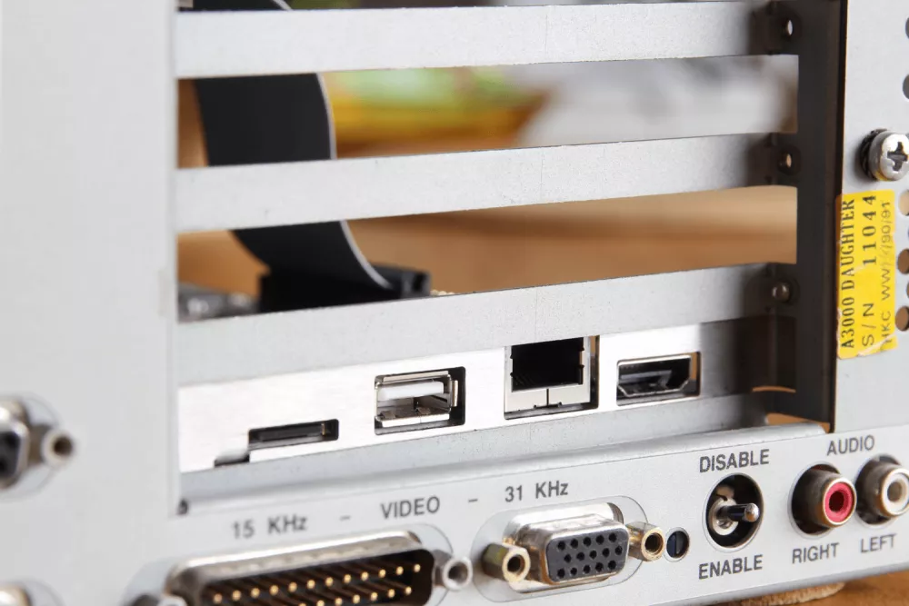 ZZ9000 multifunction card for Zorro Amigas - MNT - Amiga Shop