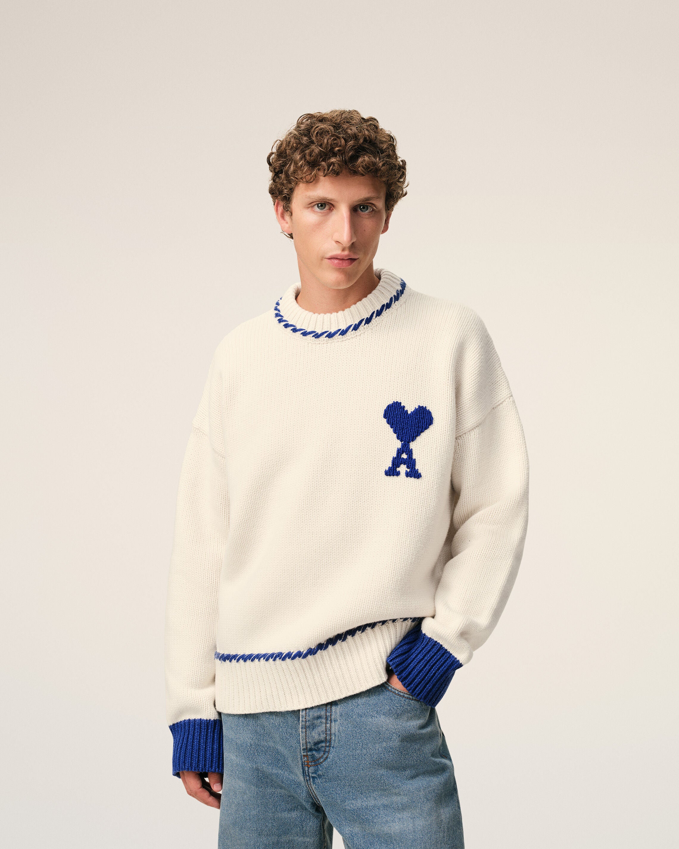 ホワイト ウール Ami De Coeur クルーネック セーター ムーン/ダーク