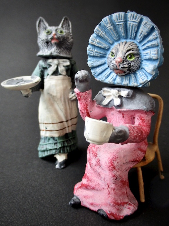 アンティークのヴィエナブロンズ「猫の王国」