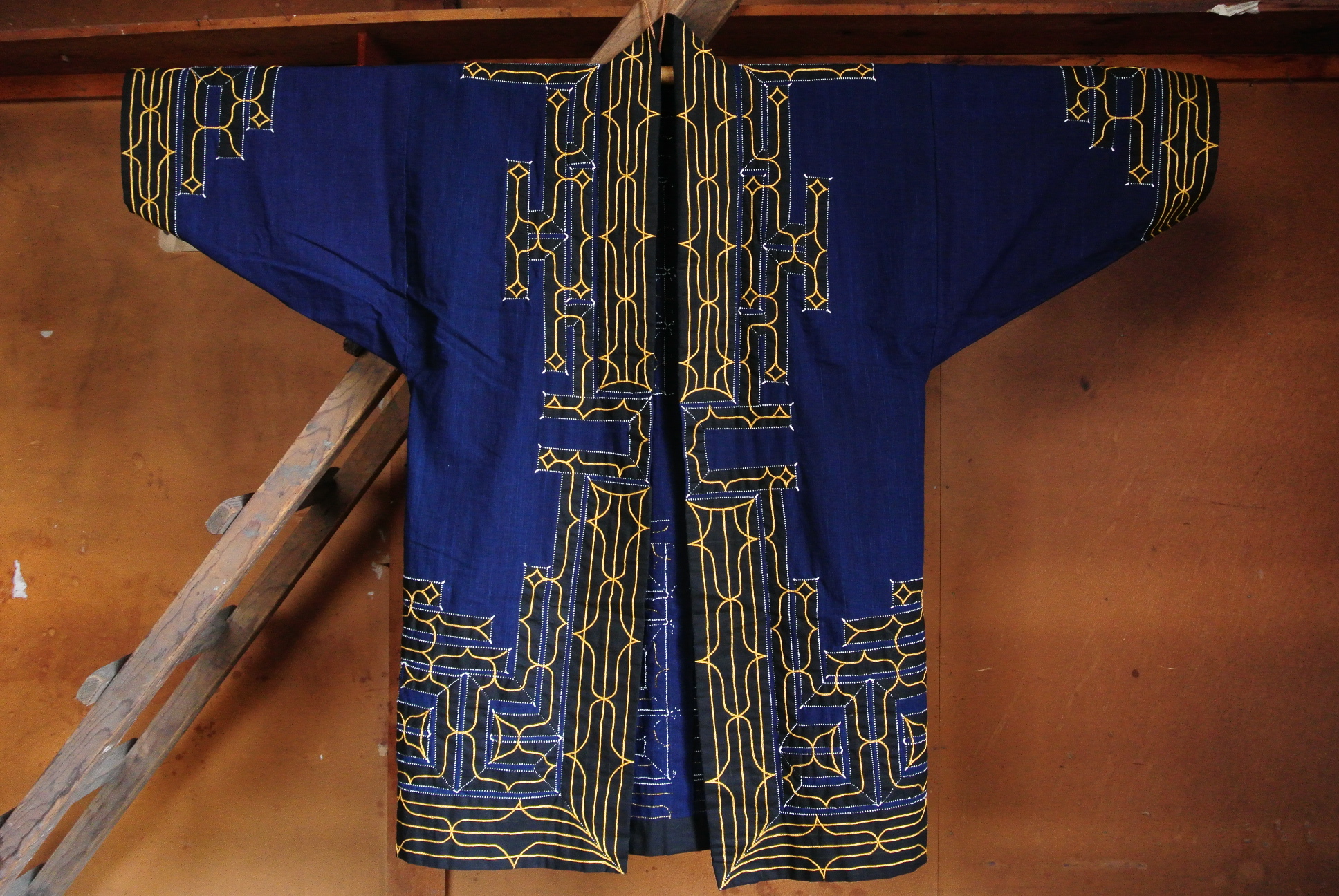 アイヌ民族衣装 樺太文様 木綿衣 半纏 - アンティーク雑貨・古道具の