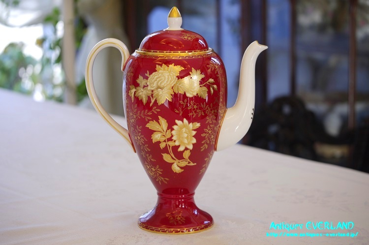 ウェッジウッド トンキン ルビー デミタスカップ＆ソーサー ①