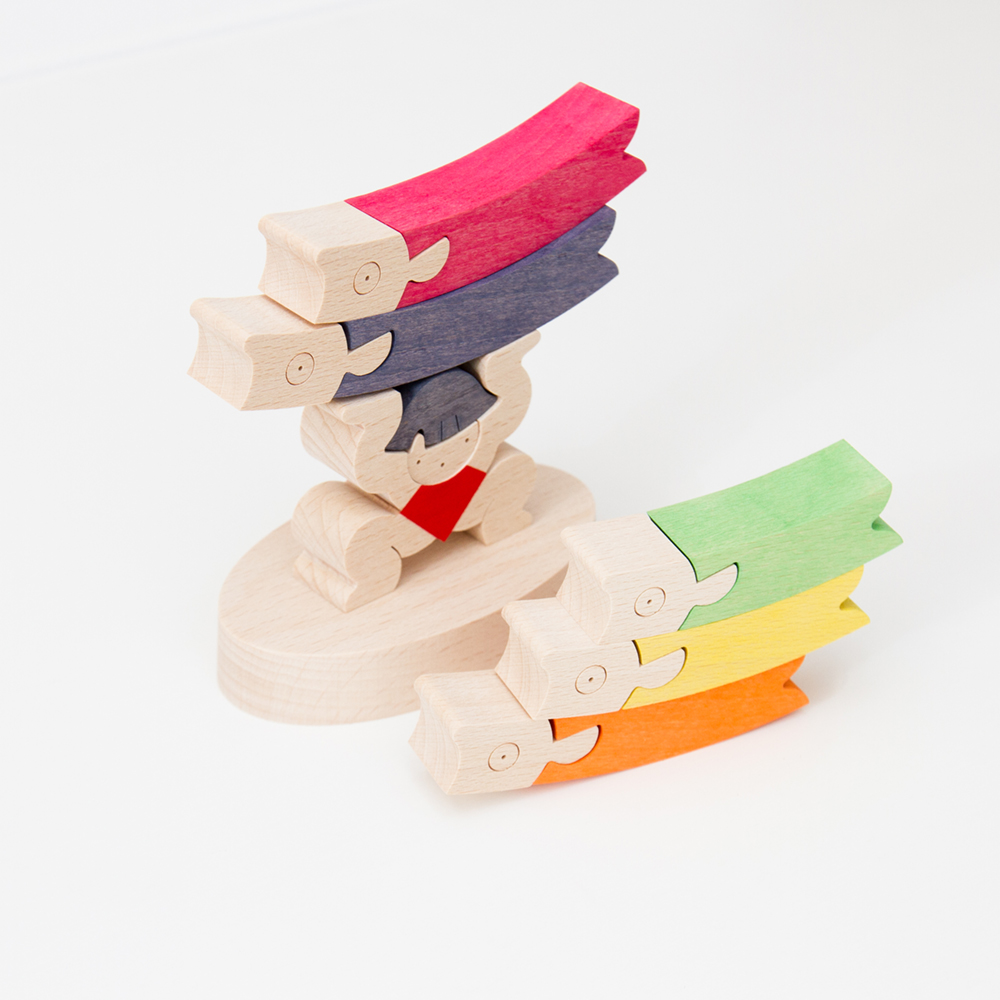 鯉のぼりを揚げる金太(小)【小黒三郎の五月人形】【KK229】 | ANDCHILD