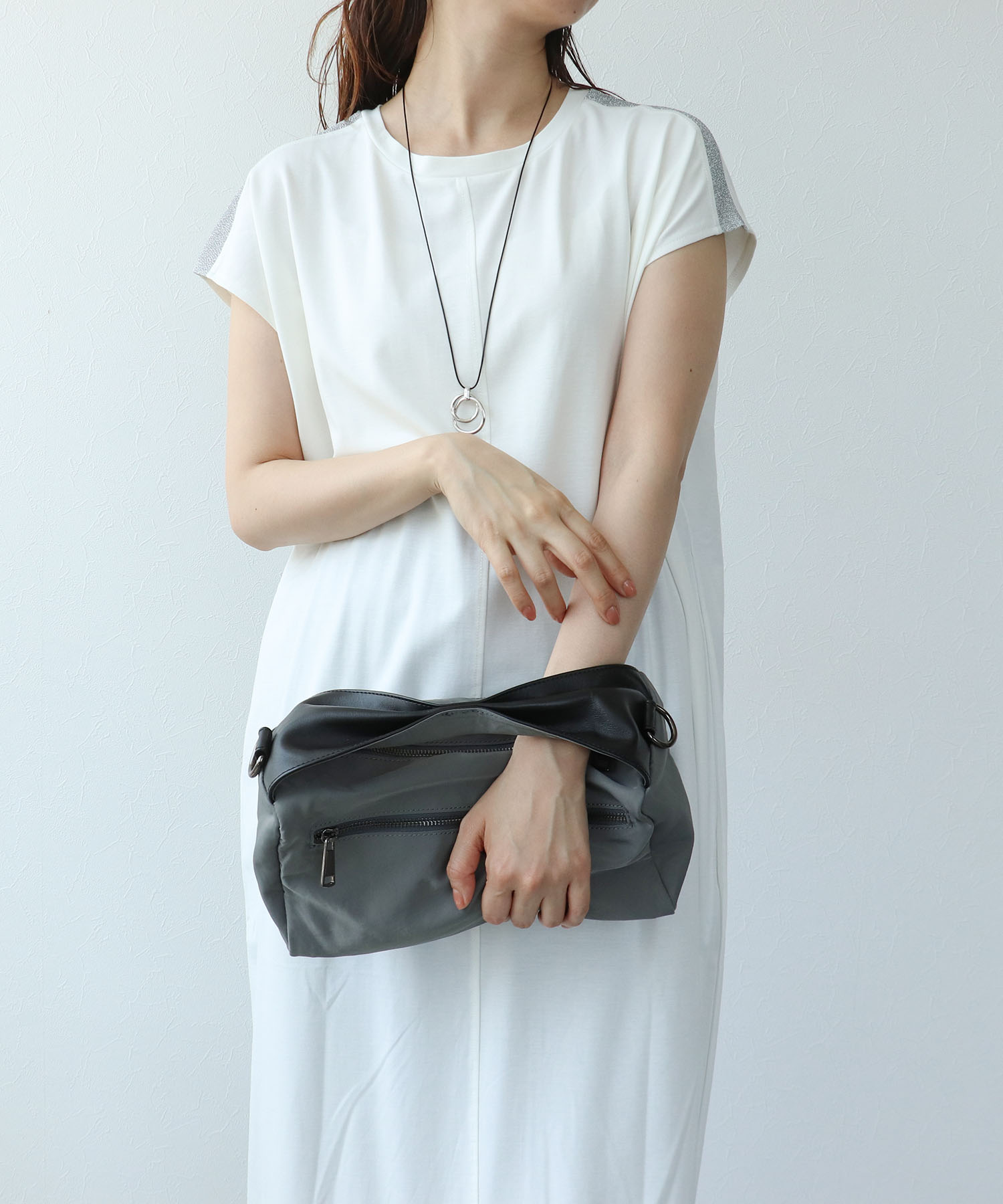 牛革×撥水ナイロンミニショルダーバッグ | AND ON JIONE STORE