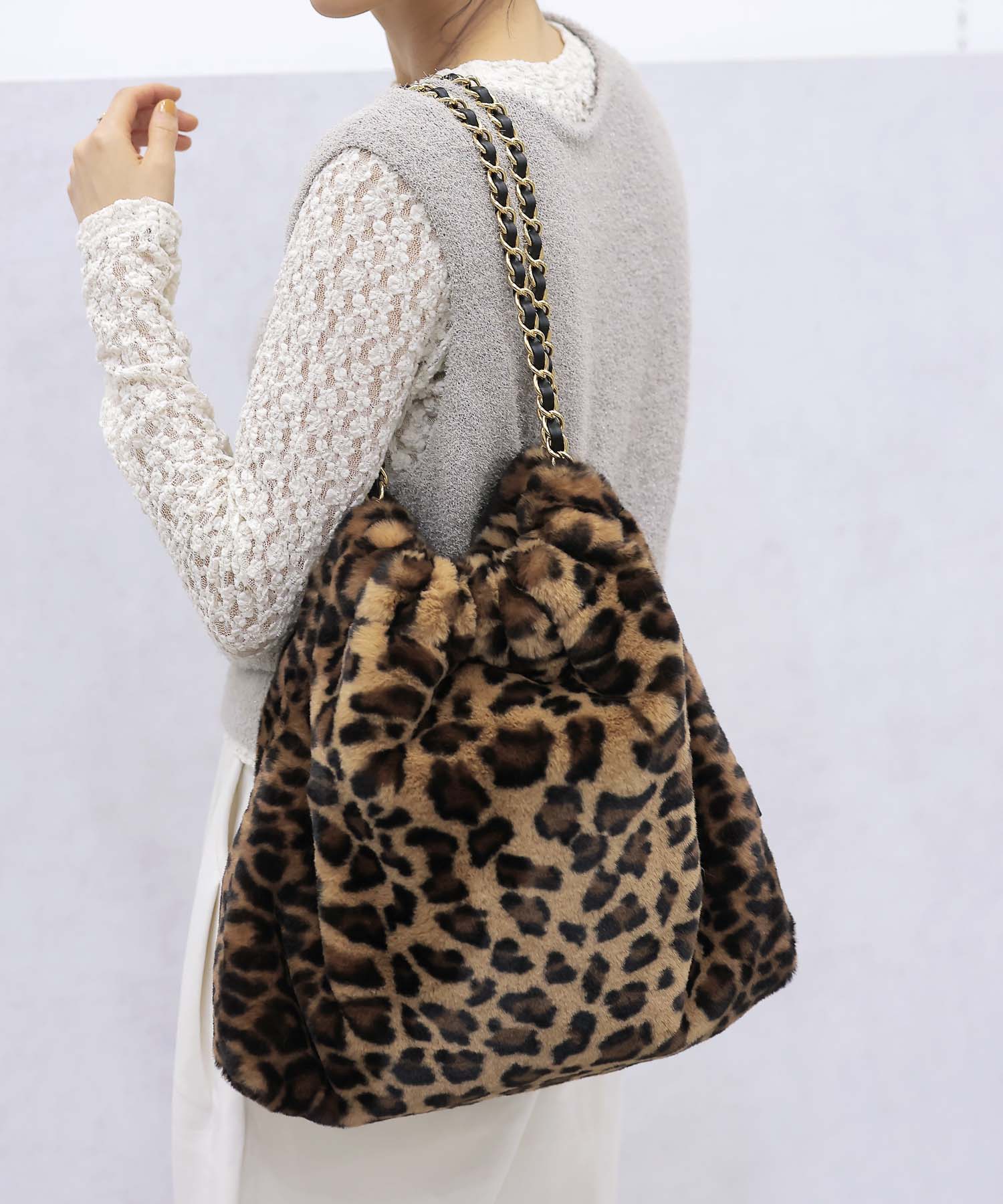 レオパードボアチェーンバックﾞM【VIOLAd'ORO/ヴィオラドーロ】 | AND