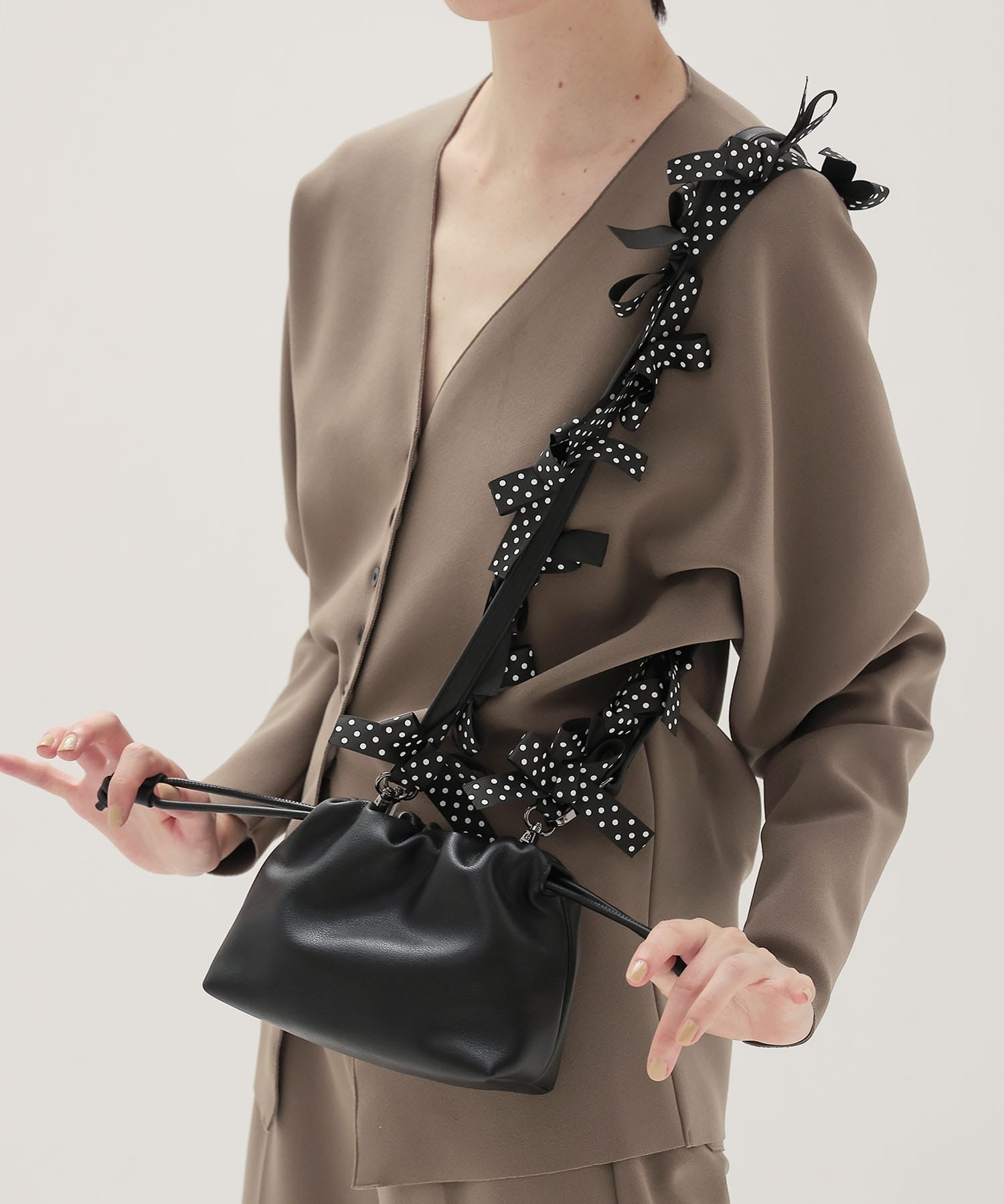 TSURU by Mariko Oikawa＞Doll | AND ON JIONE STORE（アンドオン