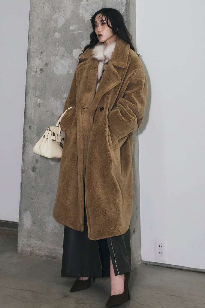 OUTER/JACKET FAIR 2025 – ANDREA&Co.