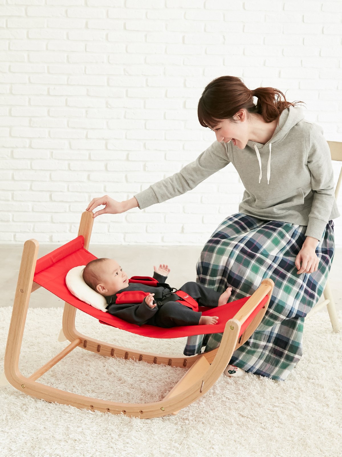 farska（ファルスカ）スクロールチェア プラス | ベビーチェア（ハイ