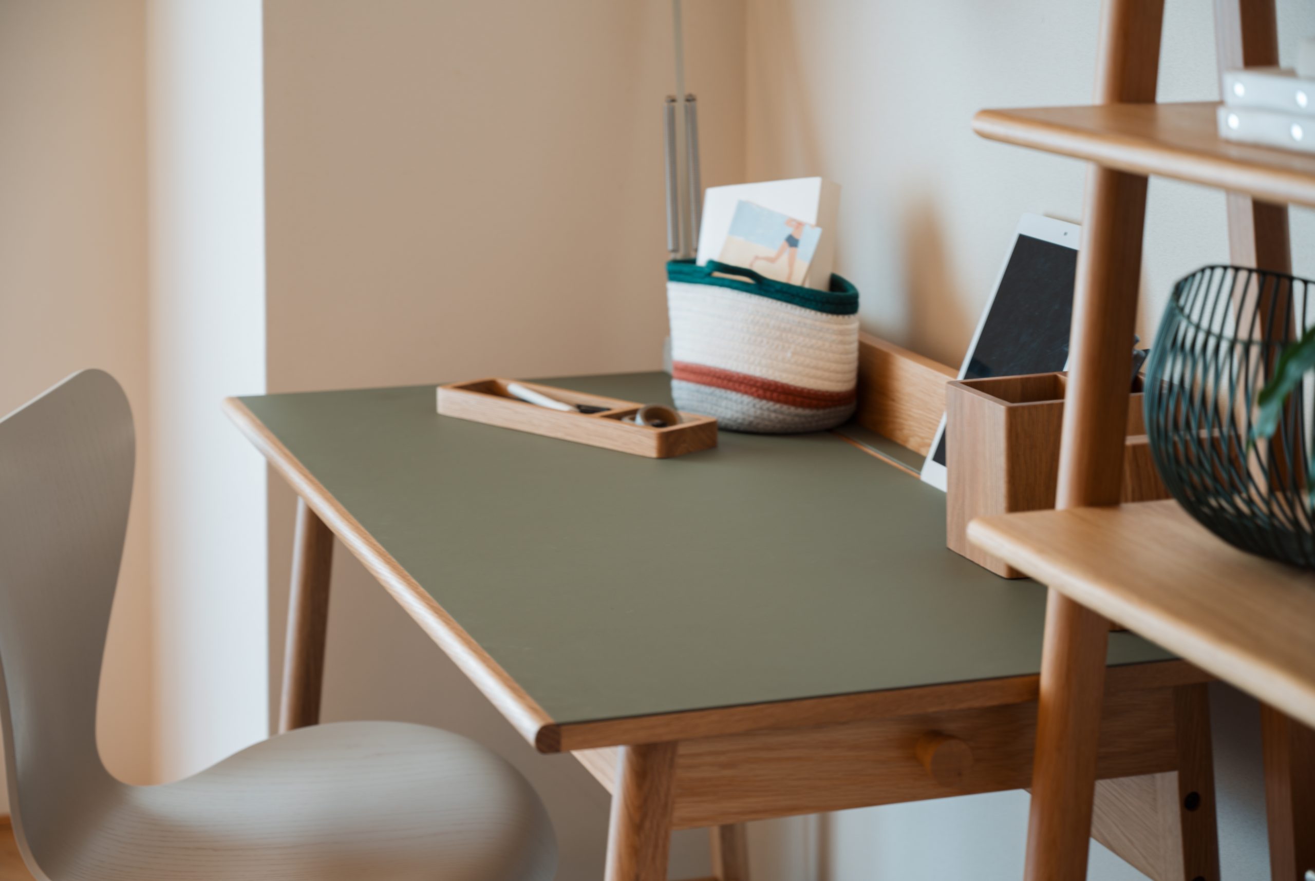 アクタス購入 デスク アイボリー アクタス購入 デスク アイボリー