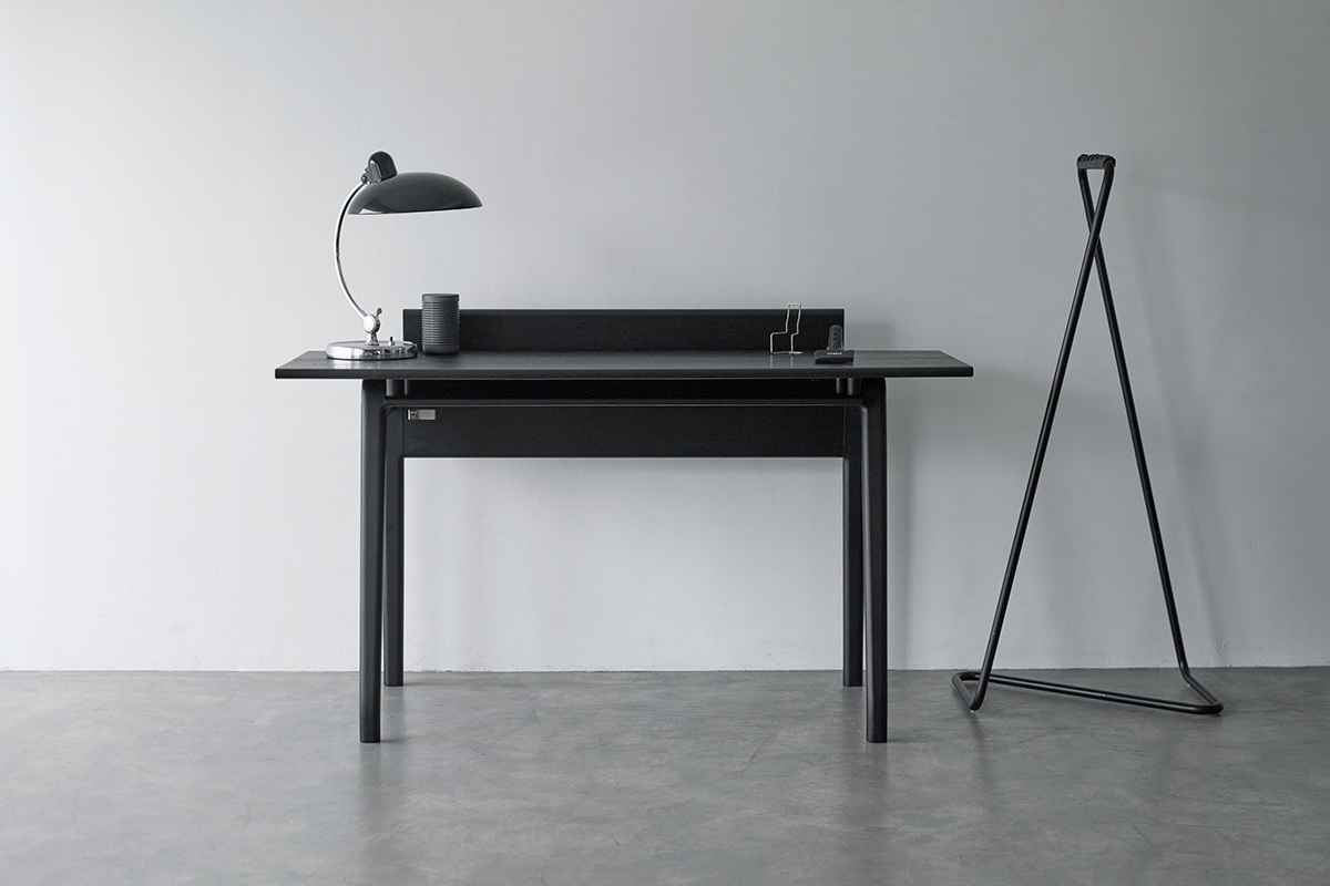 衣食住”と“働く”を繋ぐデスク - ピックアップアイテム - ACTUS