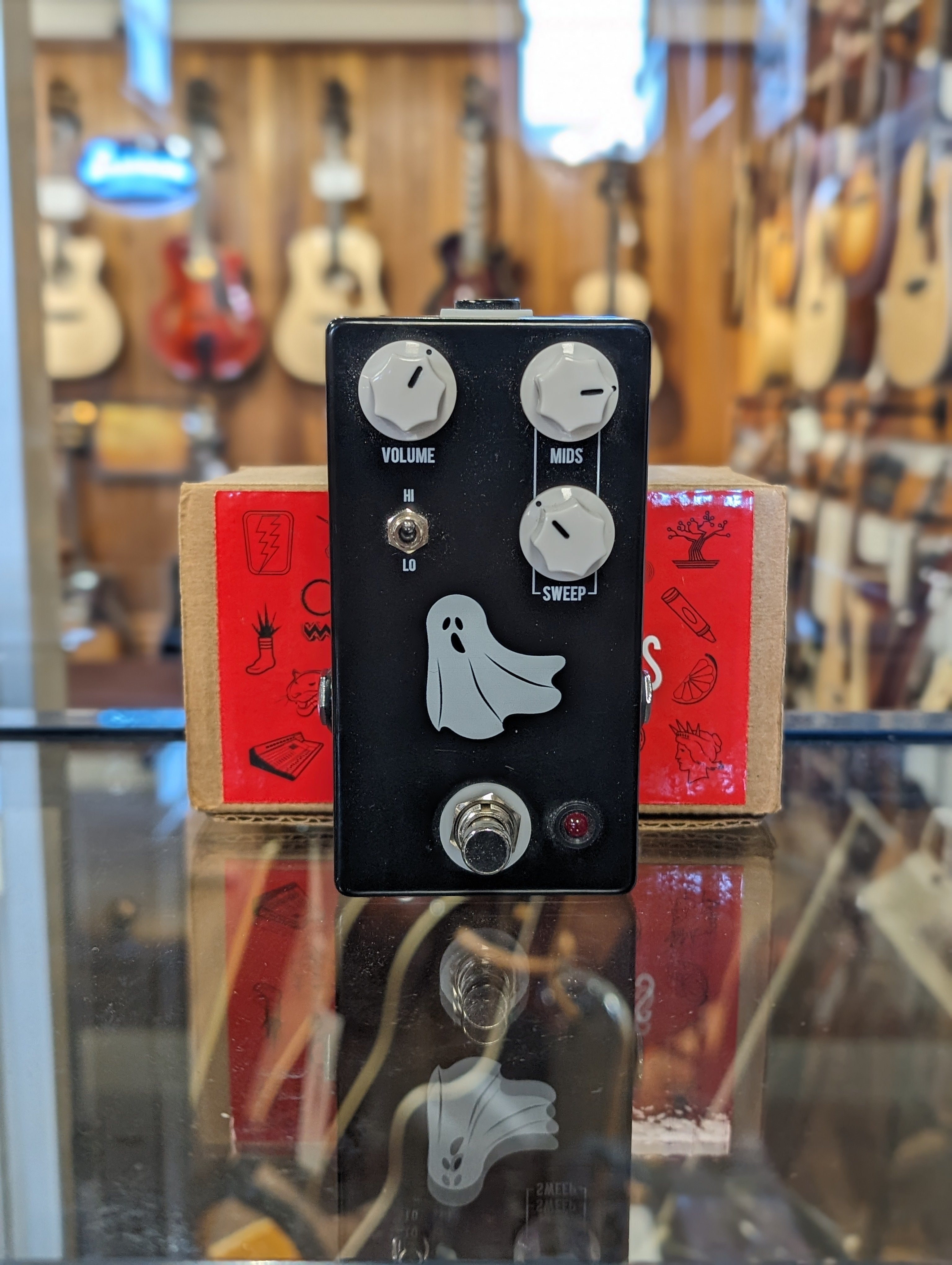 JHS Haunting Mids Pedal w/Box (Used) – Acoustic Music Shop