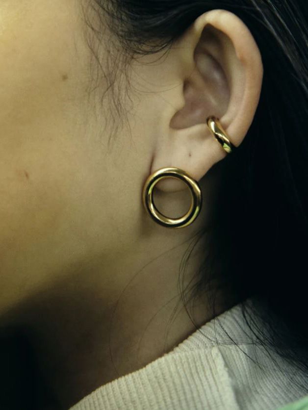 CAREERING - 【両耳用】 真円ピアス - BALLET R501(YW) | ADDICT WEB SHOP